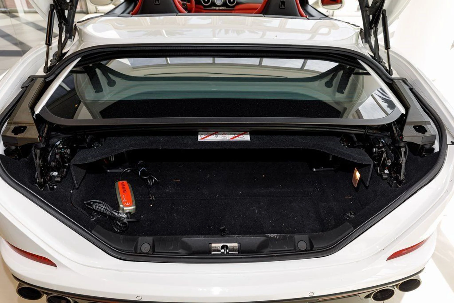 mph036_319553526_e3493325acf86940a3c87f3a35623298_f7d9443459