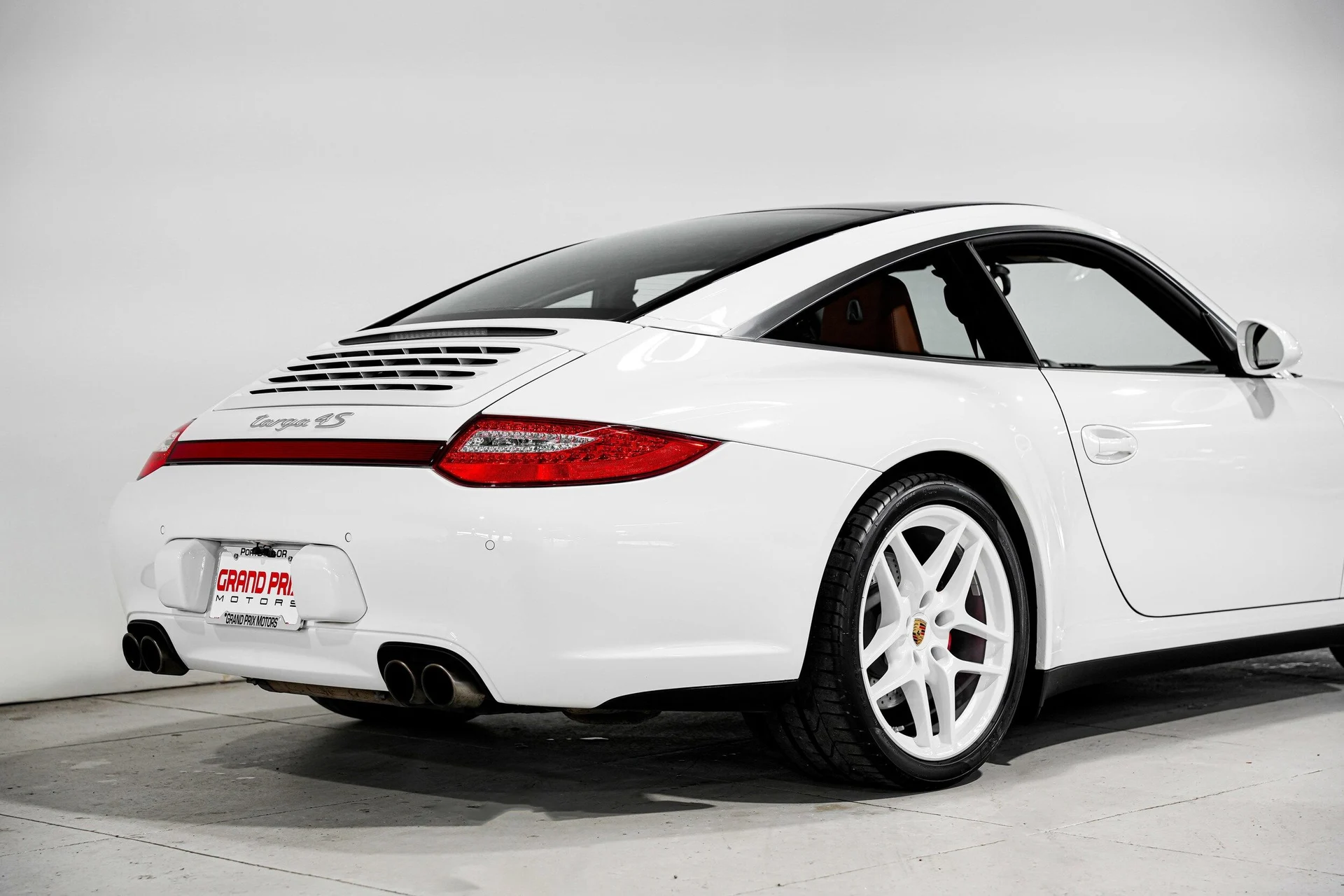 mph036_319874627_10fdfe239c86d84908e15cf8c3828166x_e99d705455