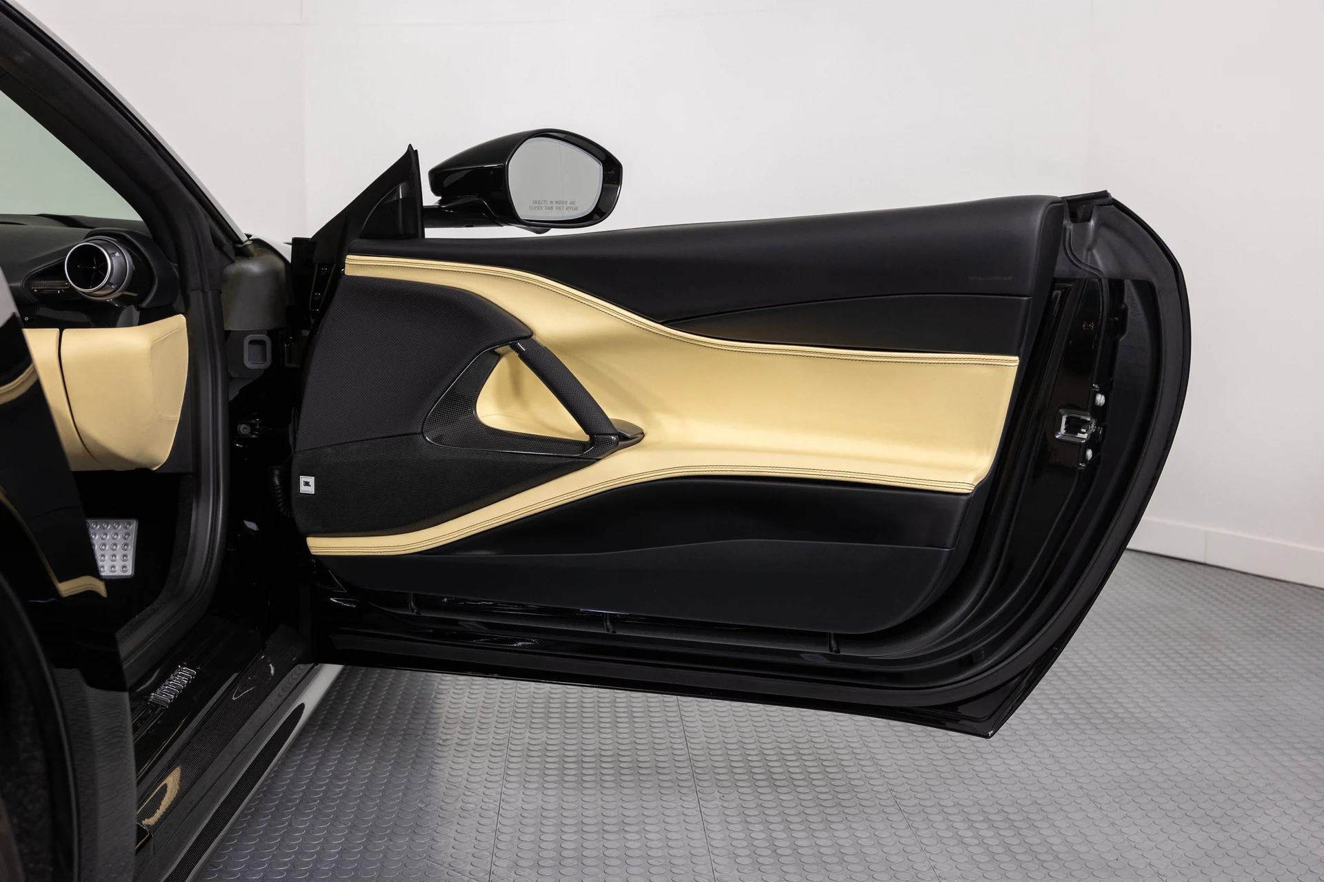 mph036_3201608107_739dddc3178ead81355f505cbbc17c7d_5d4f7ba219