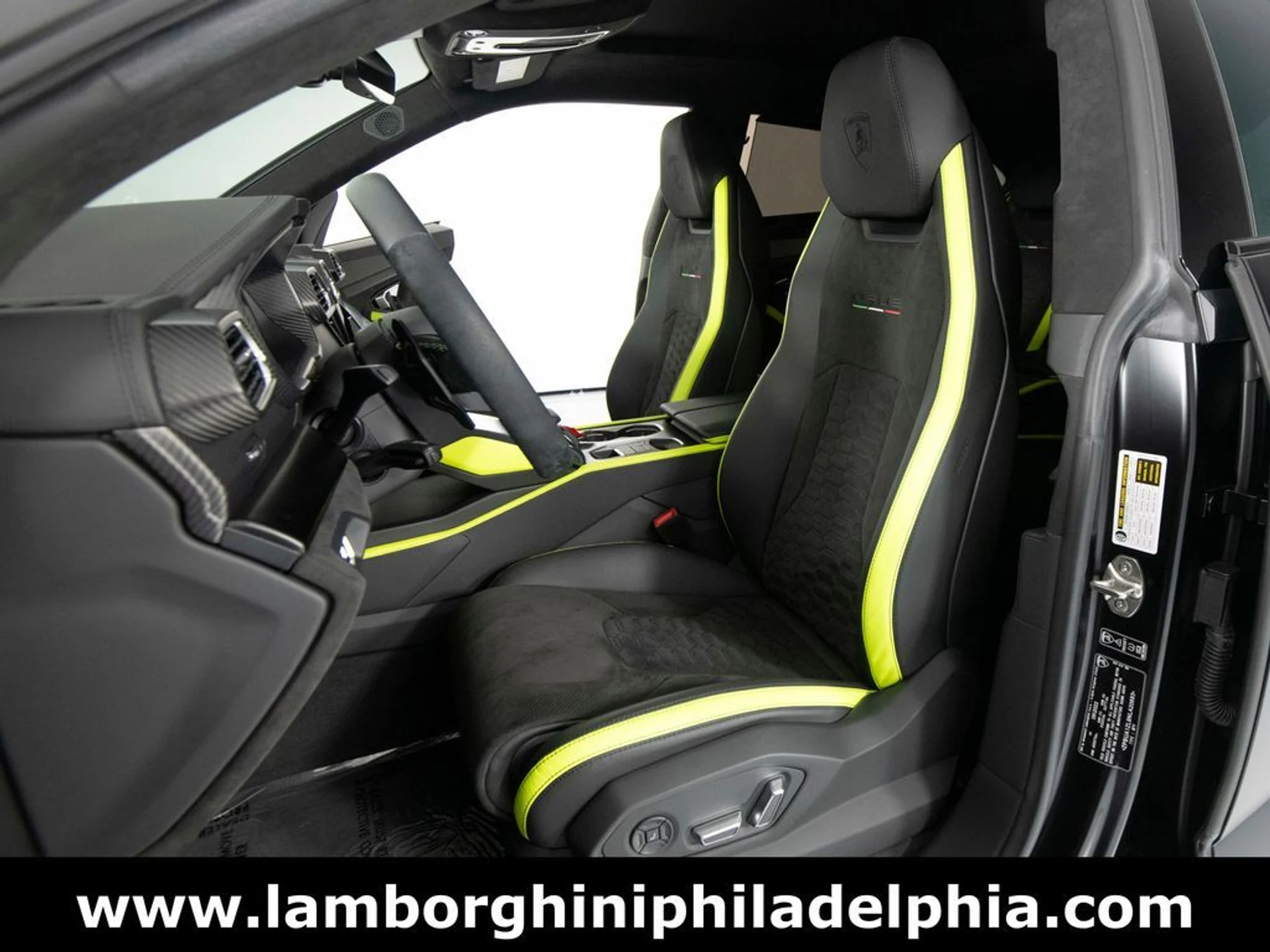 mph036_3203708232_66594eab0424905bb2dc1cdacf93e82fx_b19a7f25a2