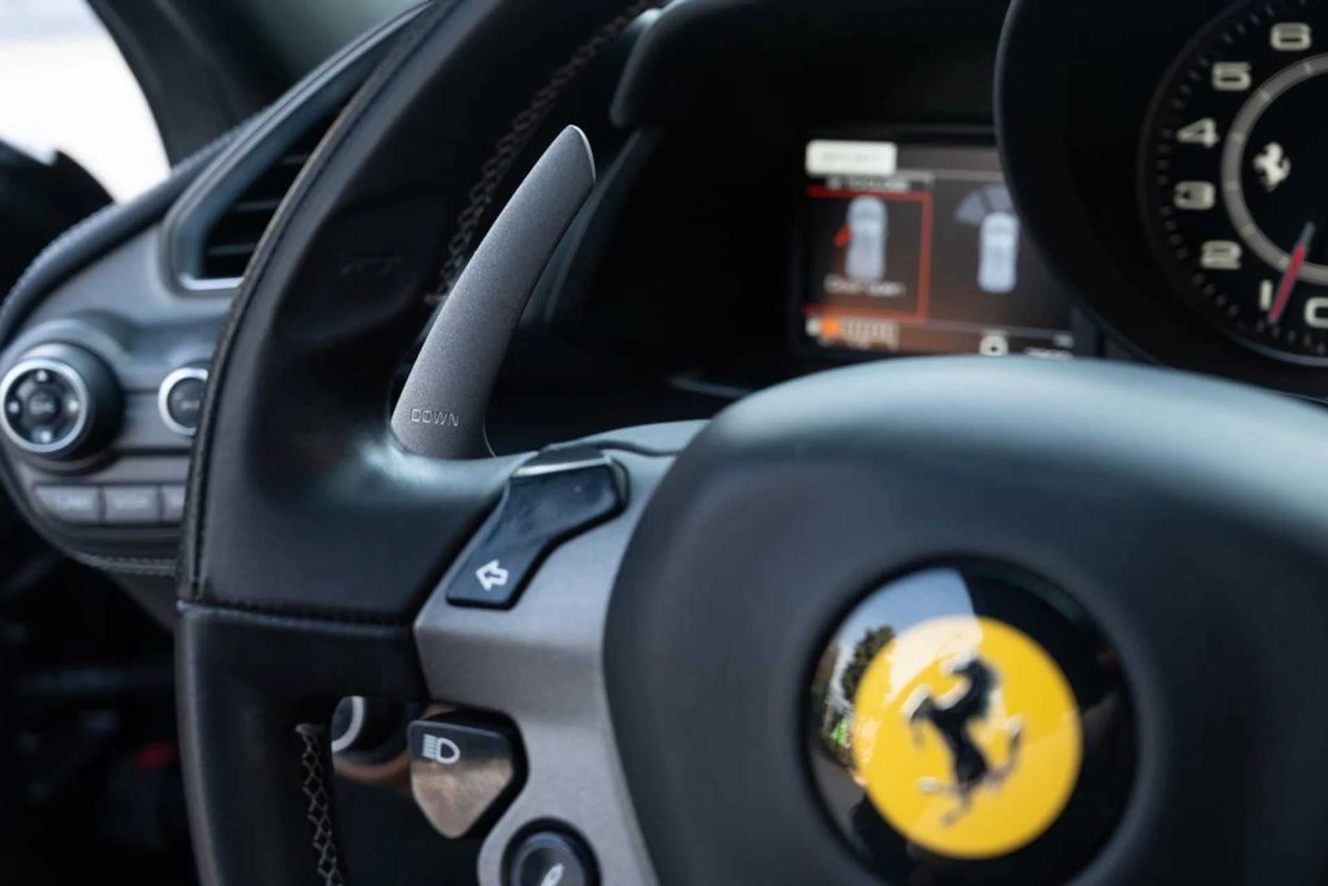 mph036_320972406_e7d96ecef7c1466e8539435886c0f7df_0f90d7fa25