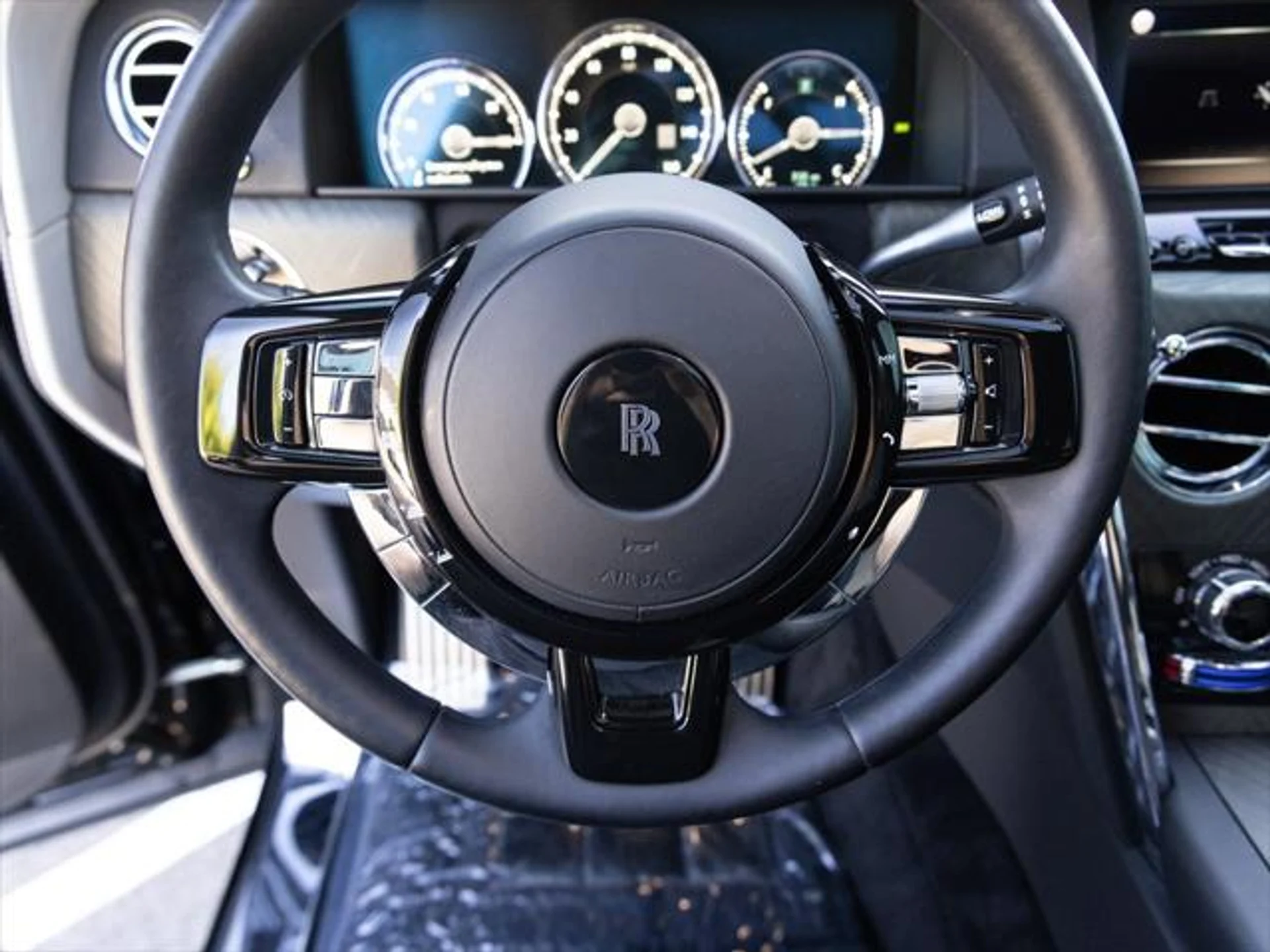 mph036_3220333034_342960235_6673c0277c1dc78c17071b6d_145a1077ea