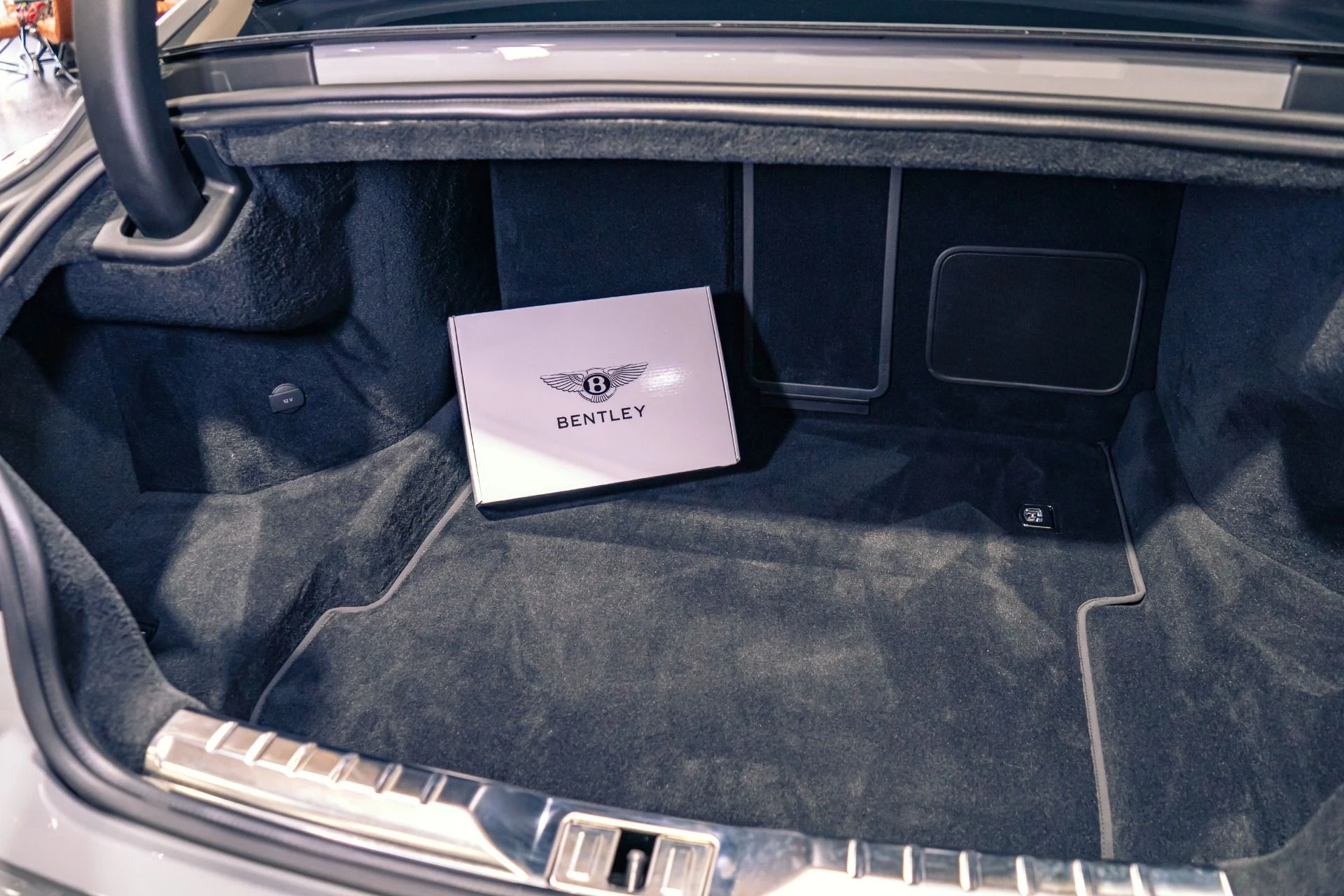 mph036_322832512_Used_2022_Bentley_Continental_GT_V8_320000_MSRP_1773695256_564479f7b1