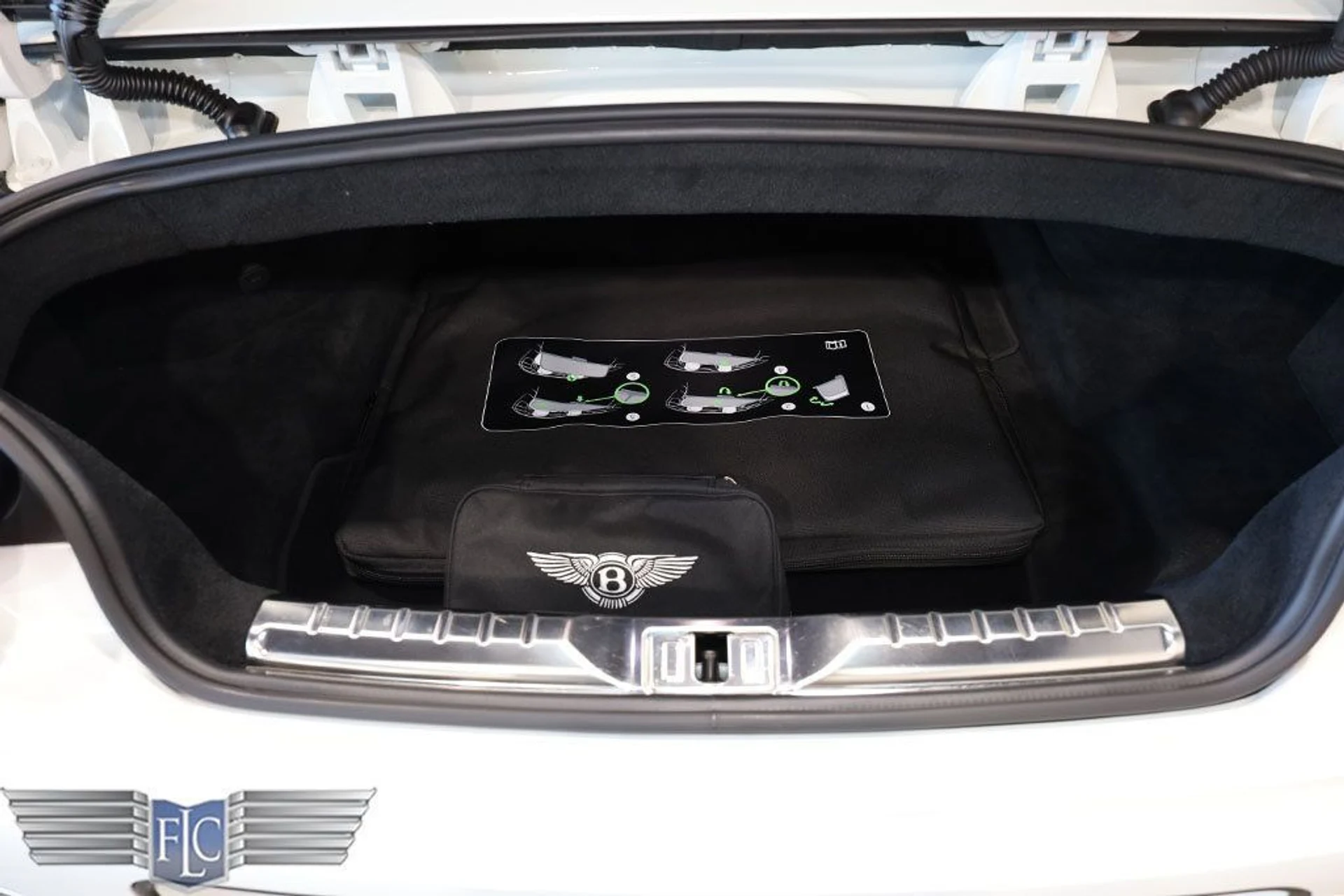 mph036_3229380309_used_2023_bentley_continental_gtcspeedconvertible_9689_23028266_37_1024_9ac68ee082