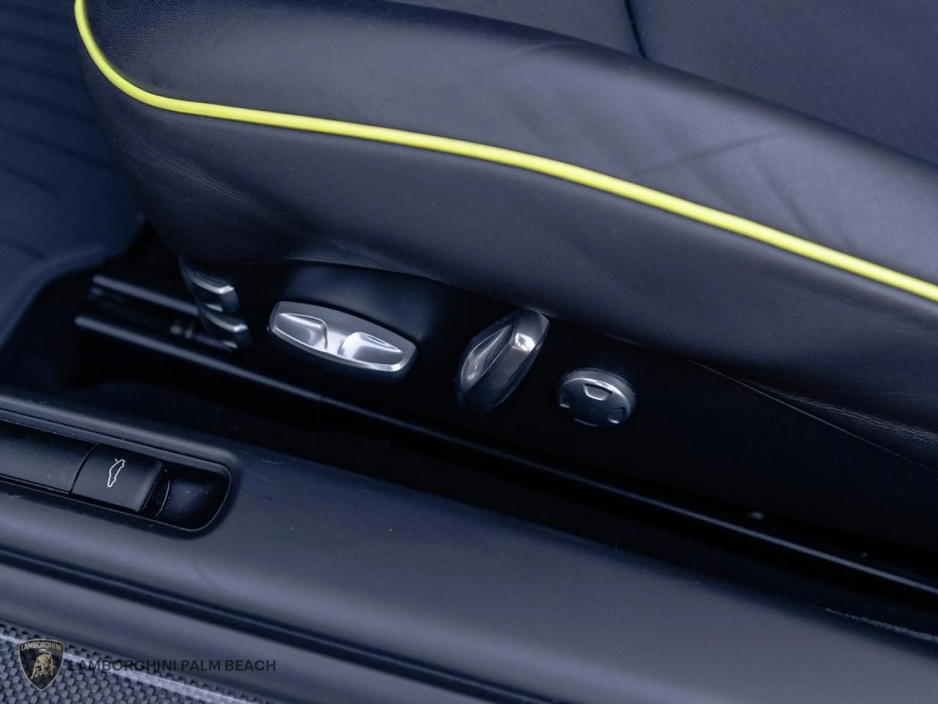 mph036_3235146075_c2b2c66ed6edb34e24f7235a58537589_36b0492043