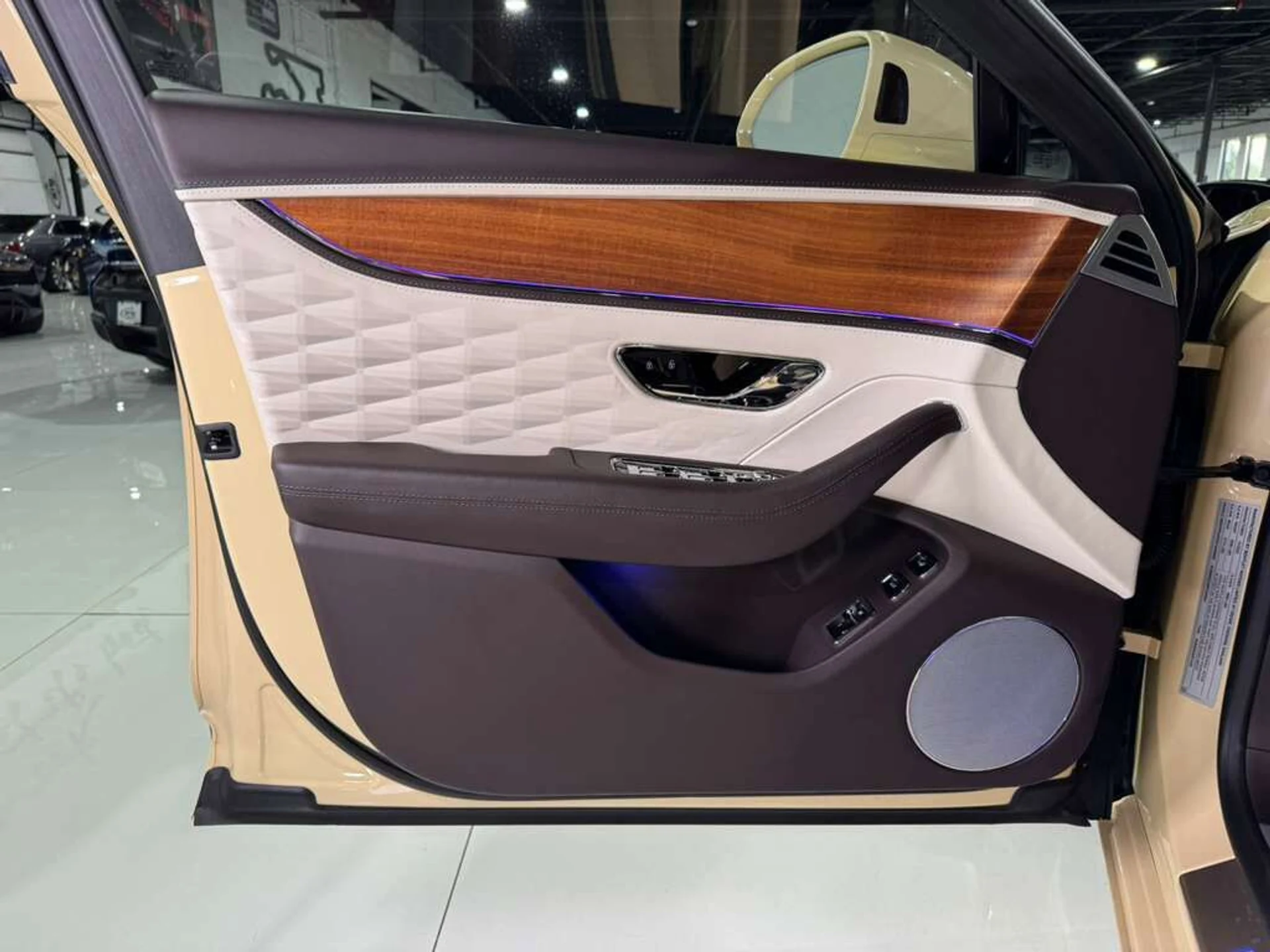 mph036_3248264702_7557ab549d3caec8aa8eee59ae08a86c_f693656bec