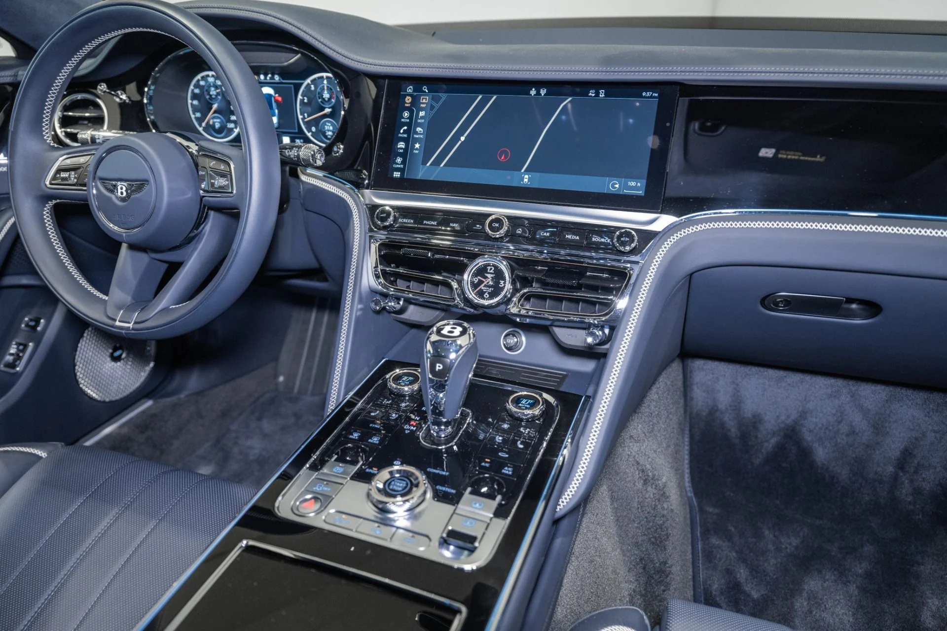 mph036_3261117160_Used_2024_Bentley_Flying_Spur_Edition_8_1777999219_5bc40b4c5b
