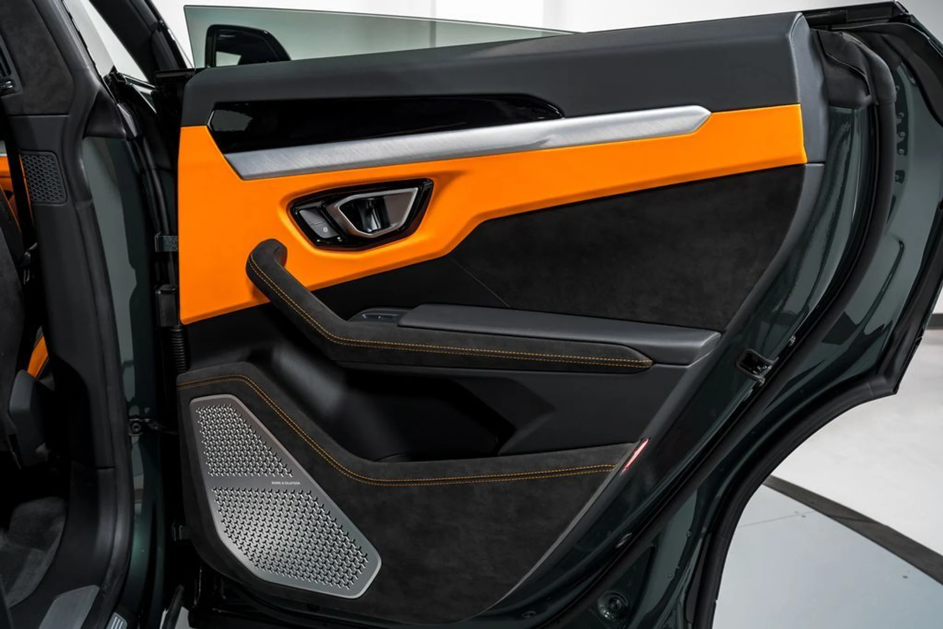 mph036_3268272696_9fff5c9881abf382bccff73b0b721668x_c171f86e2a