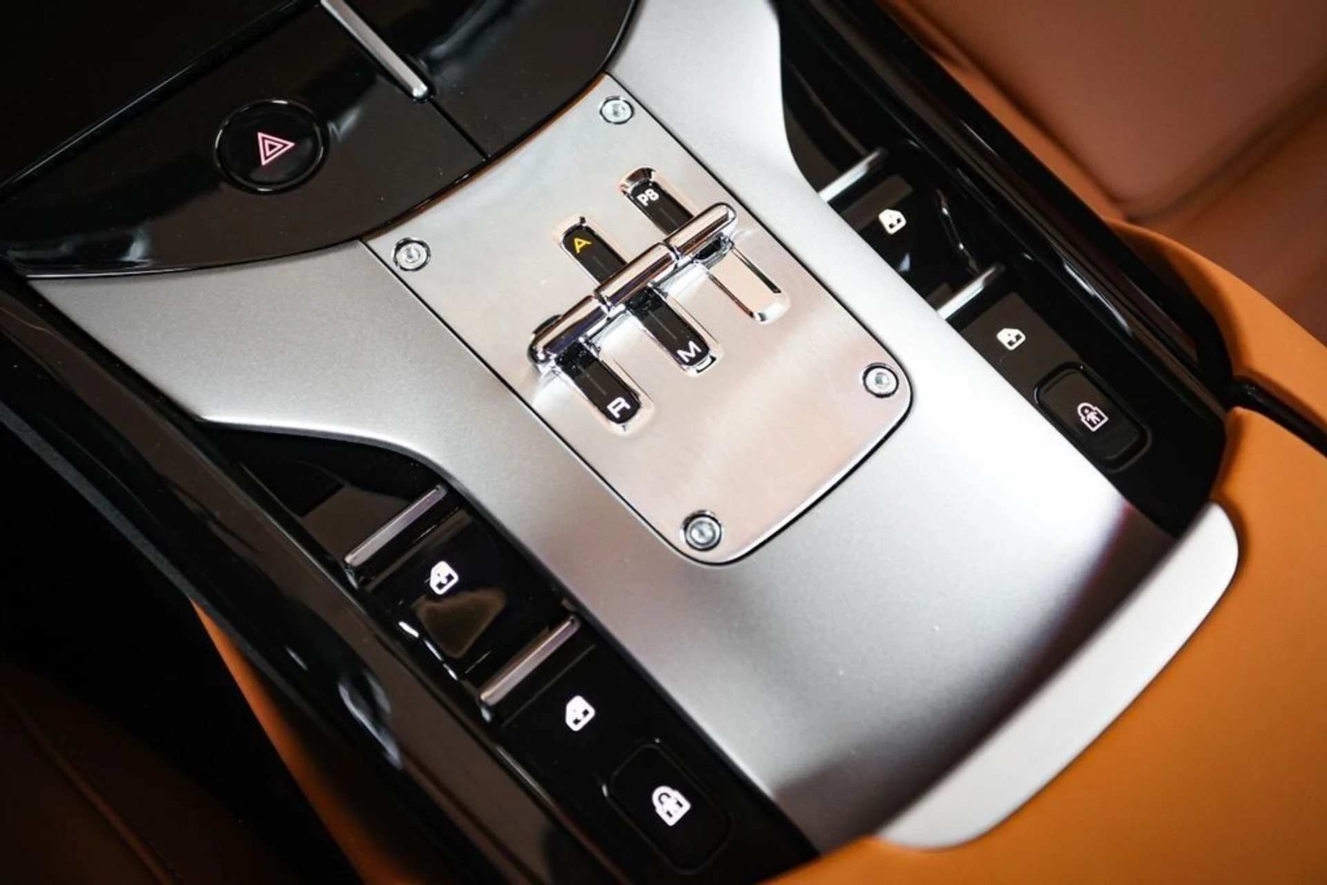 mph036_3281246665_519ab731530e2a60a66a770f9f1e9743_663e8455dd