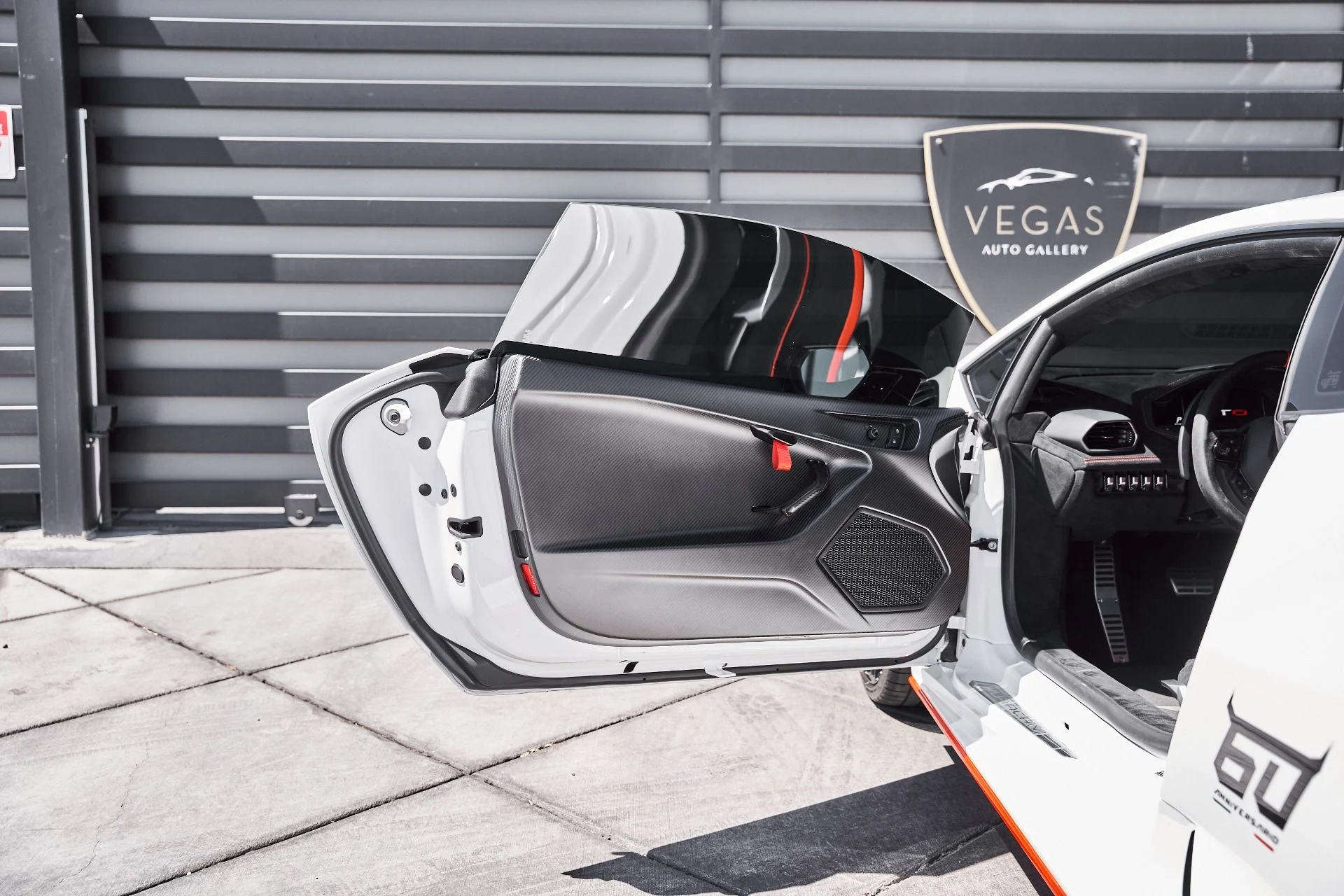 mph036_3282284493_Used_2024_Lamborghini_Huracan_STO_Base_1775782812_6569b7b36c