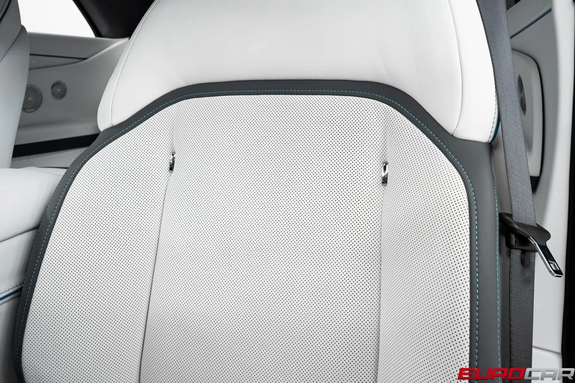 mph036_3297302059_image_37_79a7ccb2ca