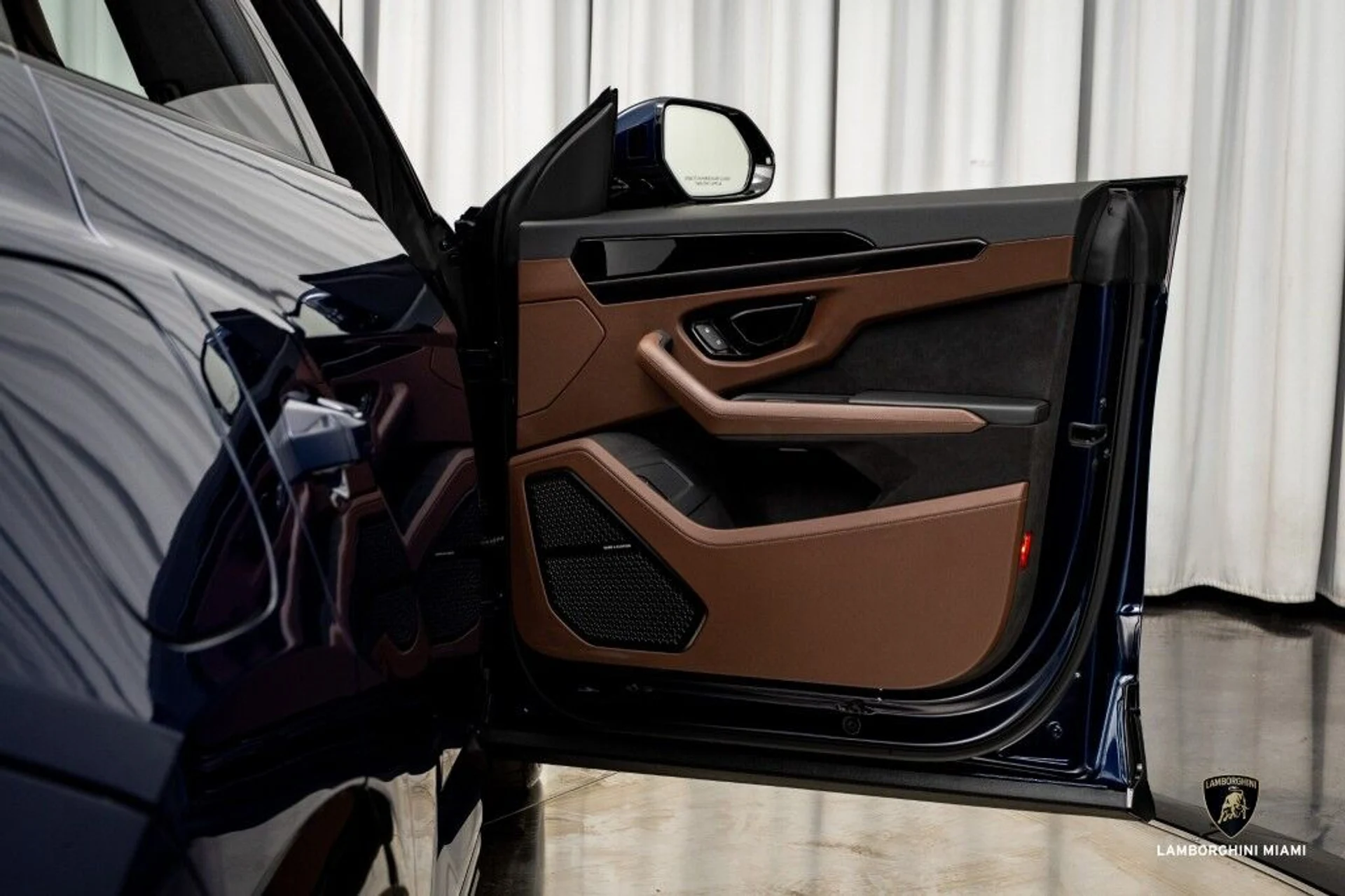 mph036_3298142526_77e97dd66cb548f16ec5fedfee2d2463_d13e55e347