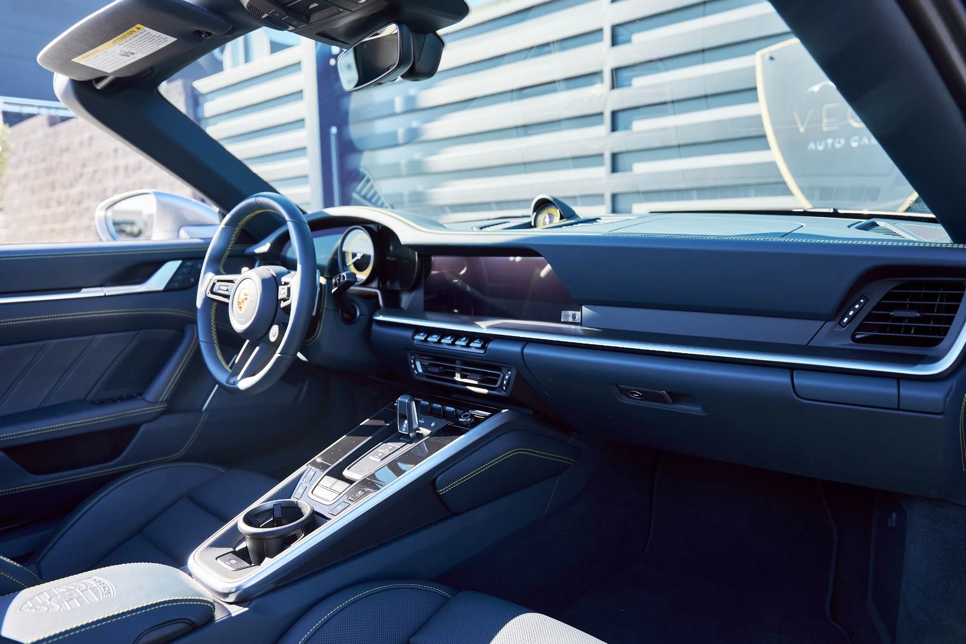 mph036_3302223594_Used_2024_Porsche_911_Turbo_S_1768438286_d251a52842