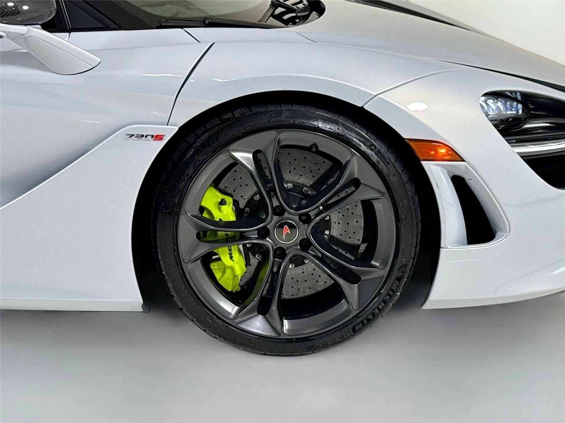 mph036_33033925_99861c4b244a9caf7bb0529e36292972_5f12570dae