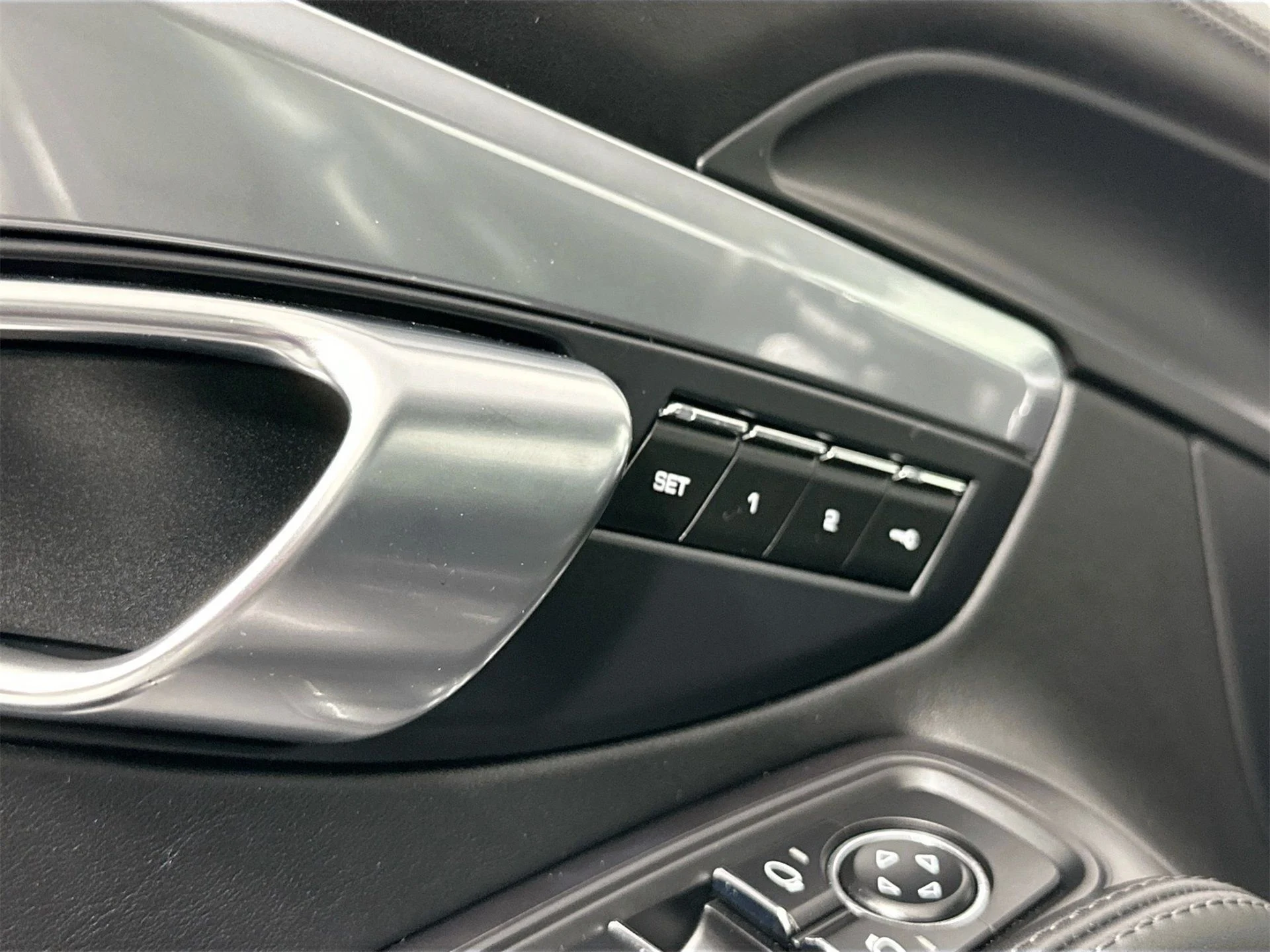 mph036_3305894845_53ed8114b3b2f04f1fb408172a5af581_7911c5eaa3