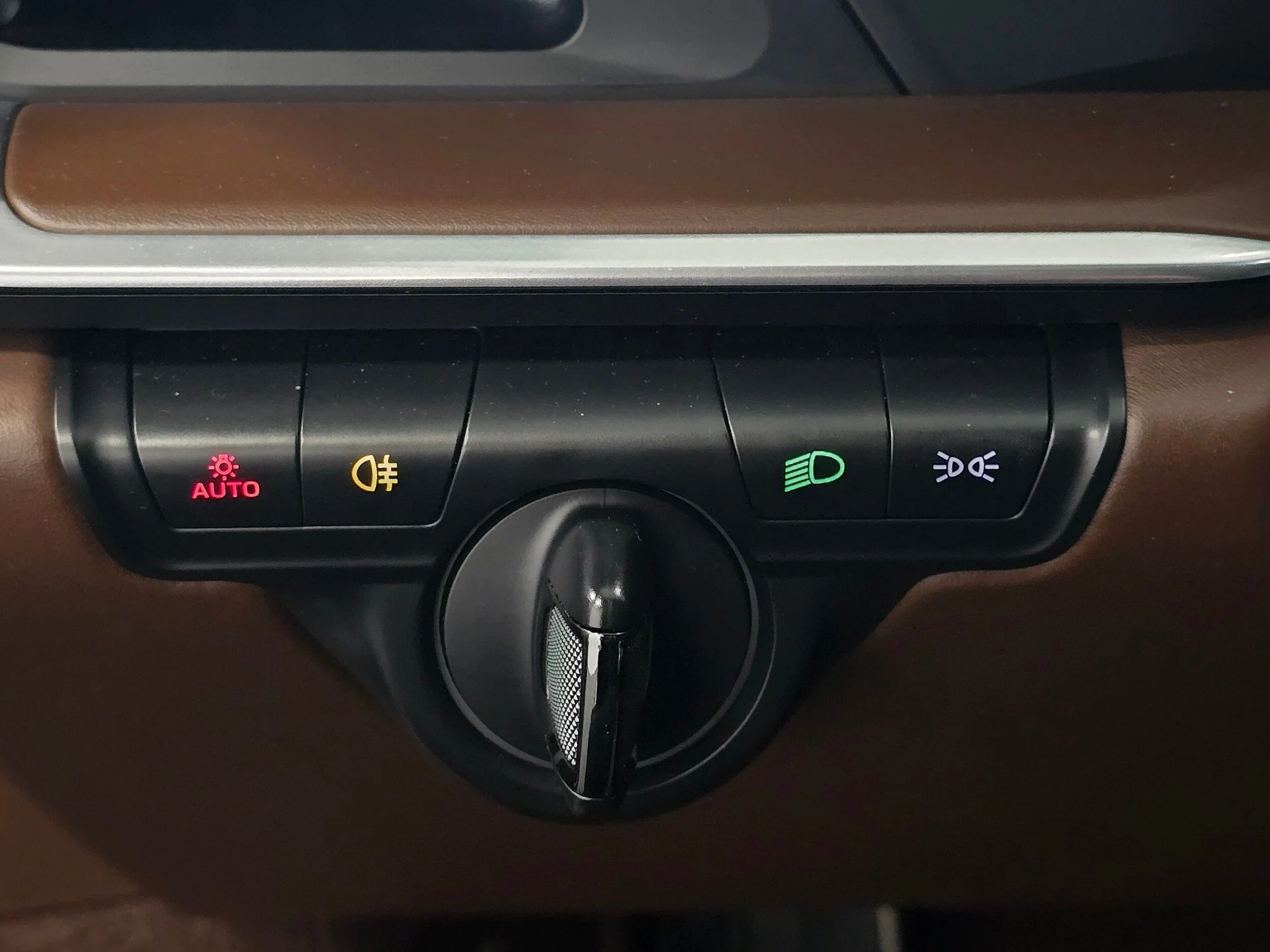 mph036_3309386597_4143ba7ff6c123996626d045f734ece0x_8250f95125