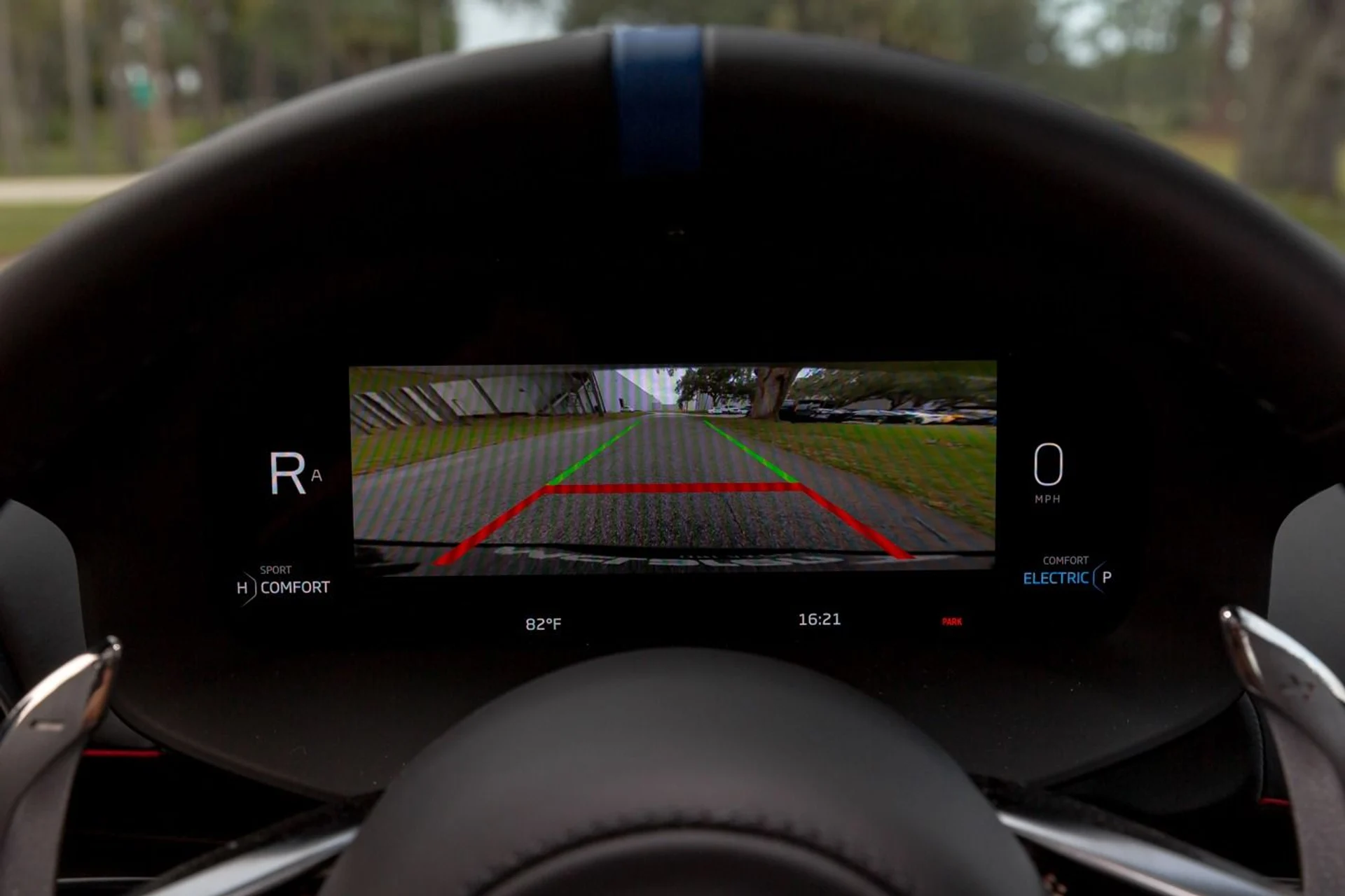 mph036_3314224903_458_p37_l_c4189dee7d