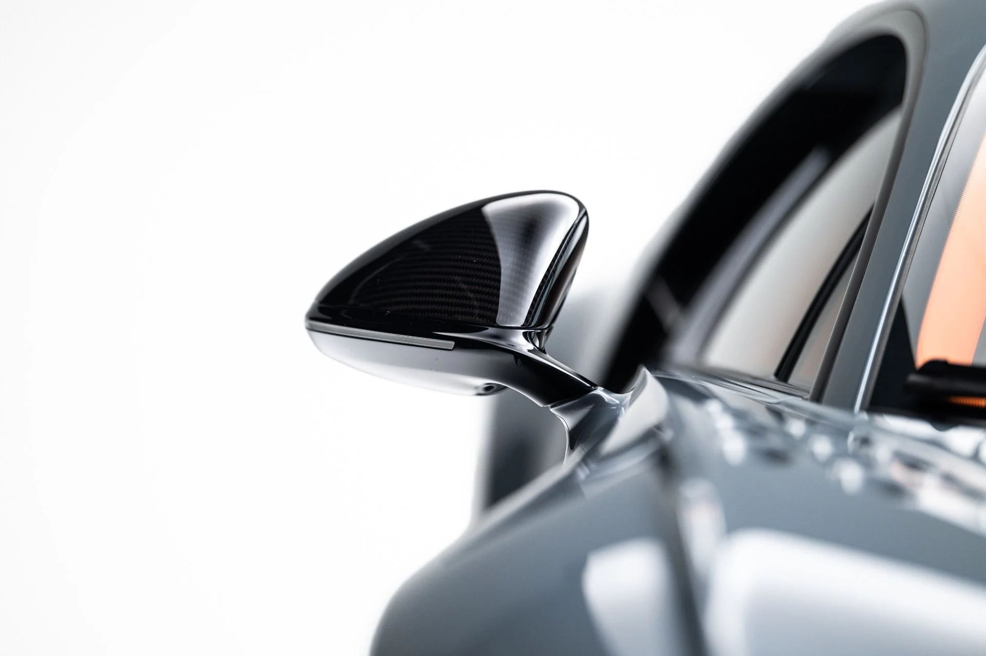 mph036_3319338740_13316_p37_l_60b1dd7158