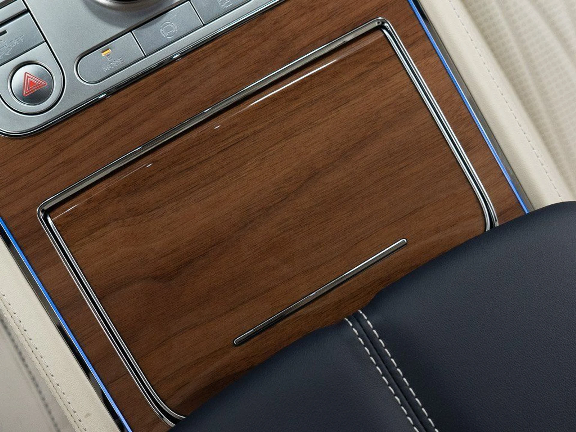 mph036_3321971377_dc8971190e5d8a140708322532835bfc_332e0cb527