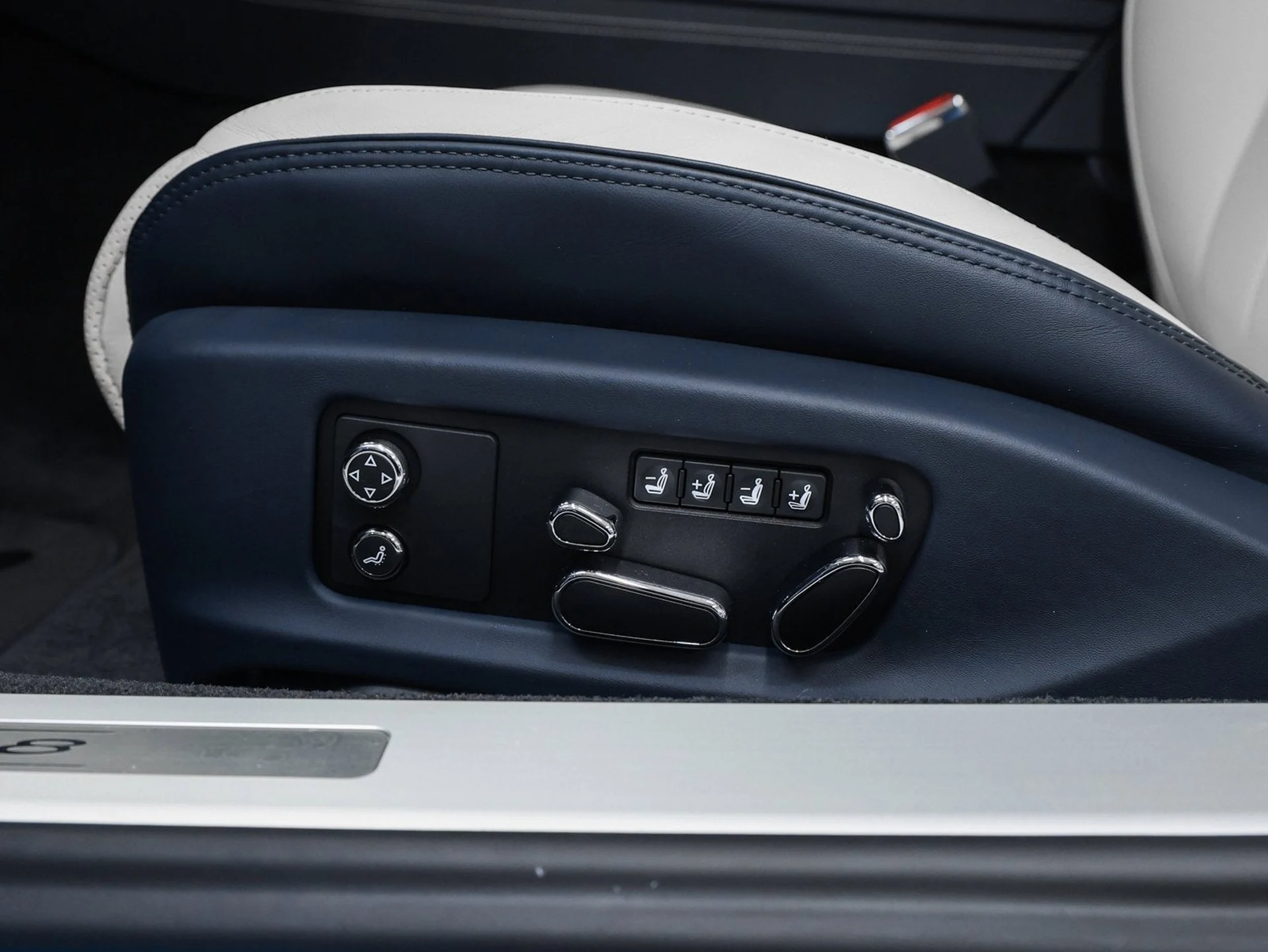 mph036_3322216534_37_847b407826