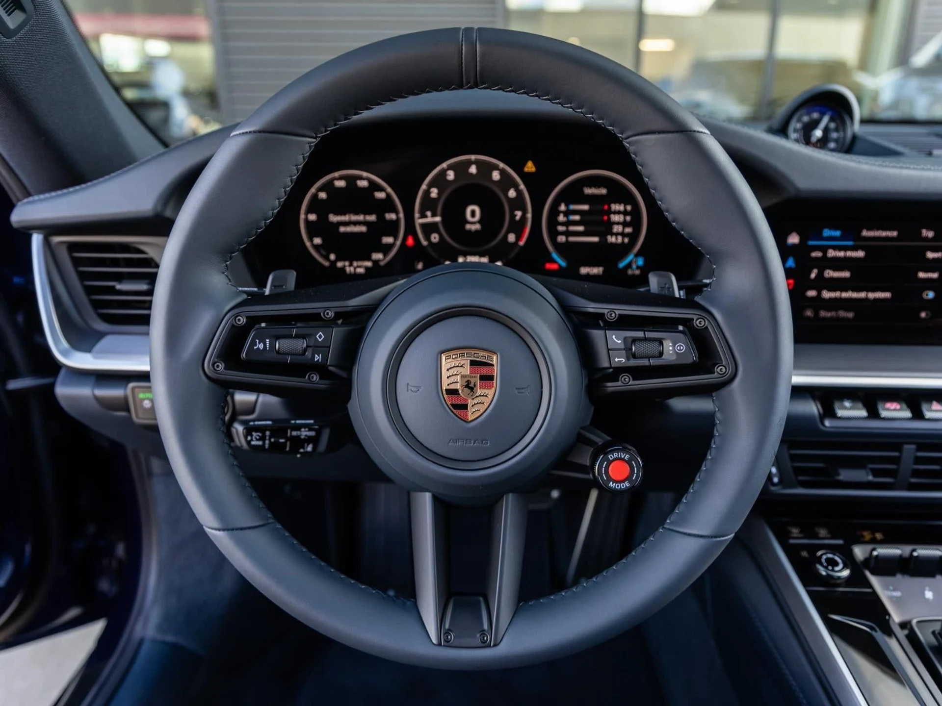 mph036_3335795954_37_5c47fd4ea6