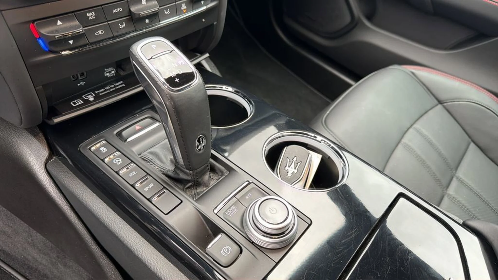 mph036_3336321290_068640ab23704684b467738876054b0d_7d73d1f85f