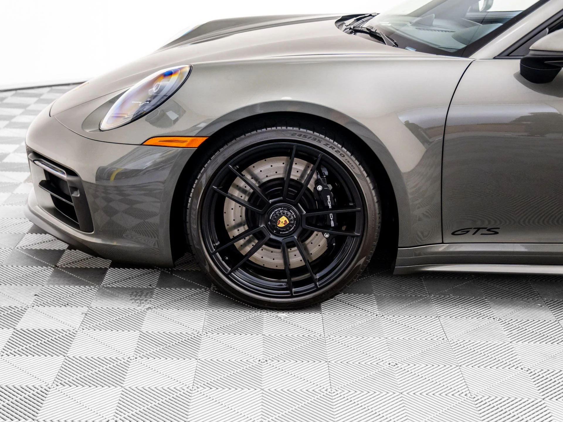 mph036_3351857932_881297b607c598f732bae980bc3b4f11x_1806798404