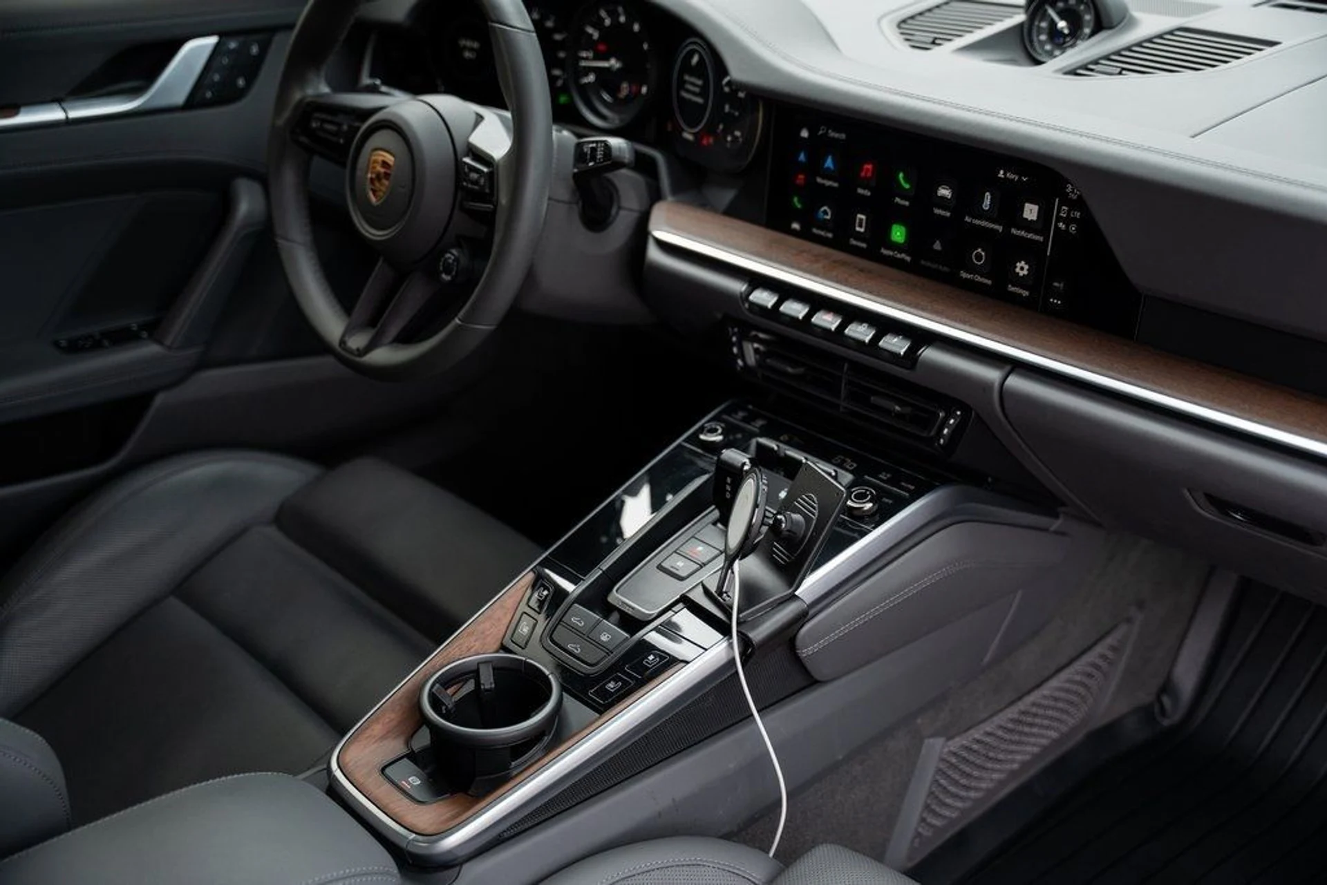 mph036_3365837611_image_38_d43dbcbb99