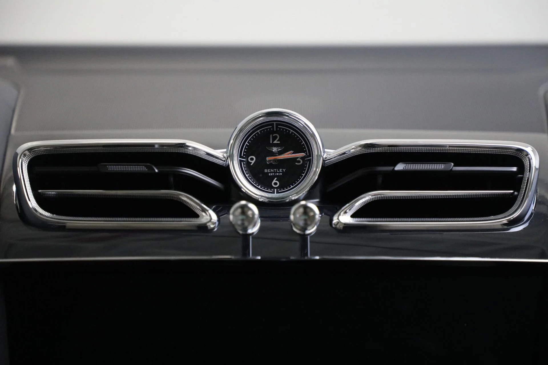 mph036_3367437659_Used_2021_Bentley_Bentayga_V8_8927a8e0d3