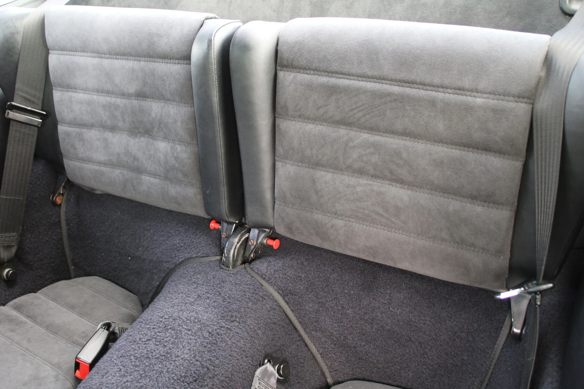 mph036_3368387346_0487dd0f5a101f0d011d1f461bee0819x_0bd15d6e94