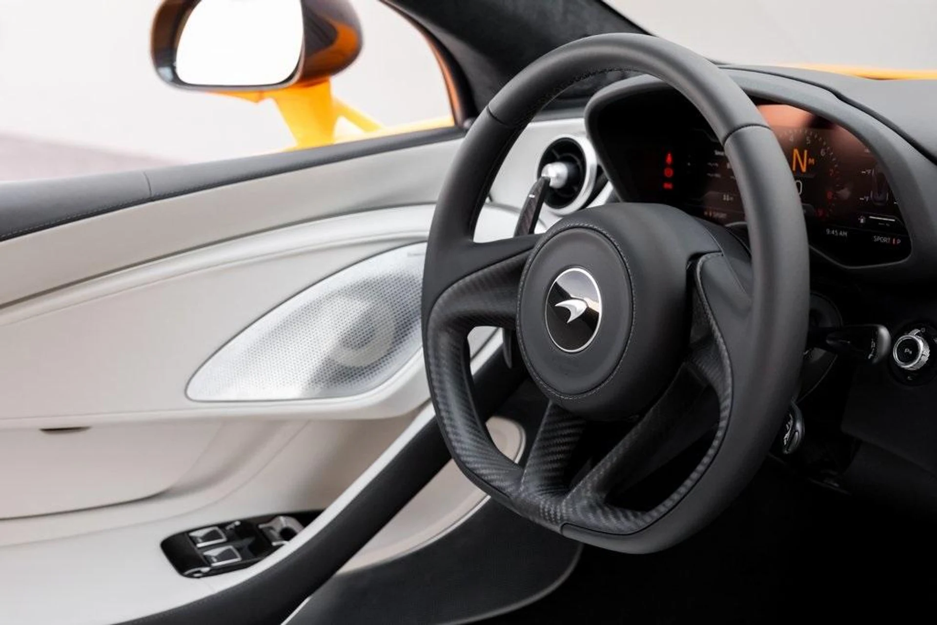 mph036_337223256_Used_2025_MCLAREN_GTS_1721509512_708dd84157