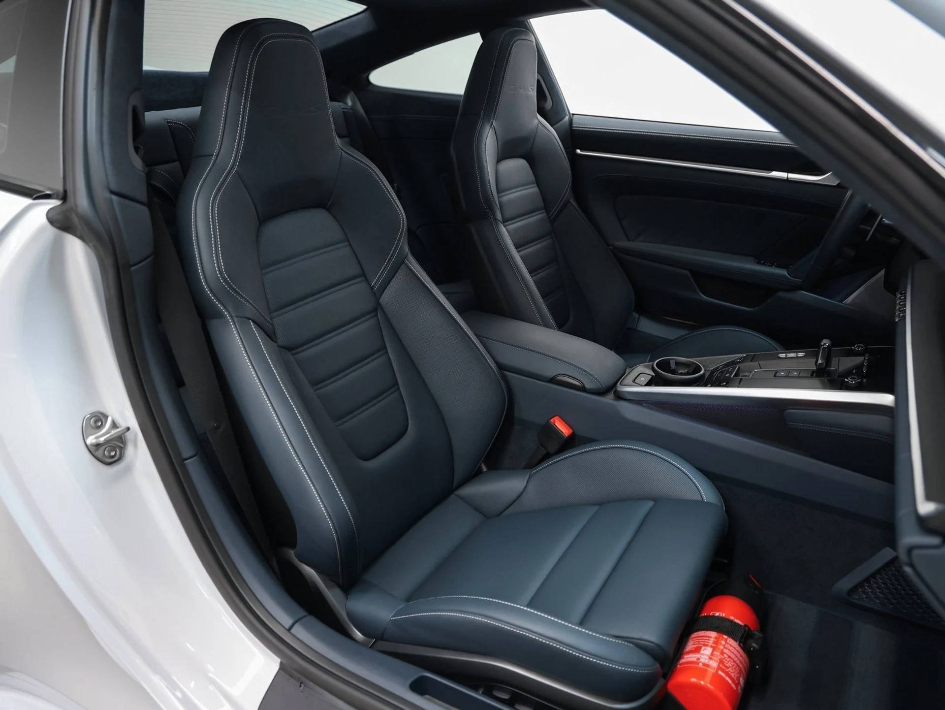 mph036_3378096647_37_52e8b99740