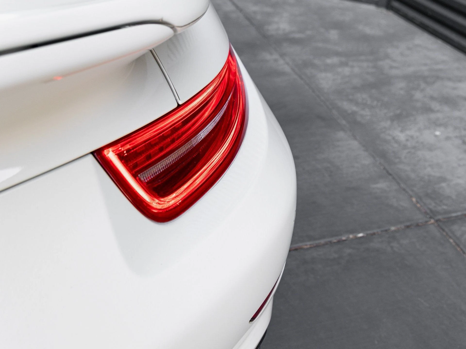 mph036_3386593796_37_d9a7607569