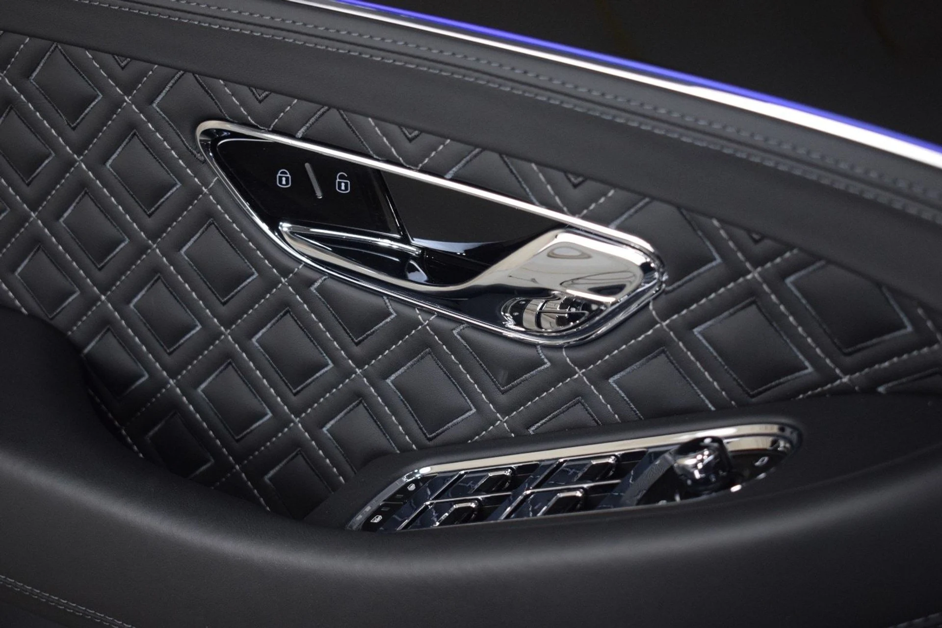 mph036_3390216972_e92c3dd809ef2e9763e3822cacc95331x_ab2e93c1e6