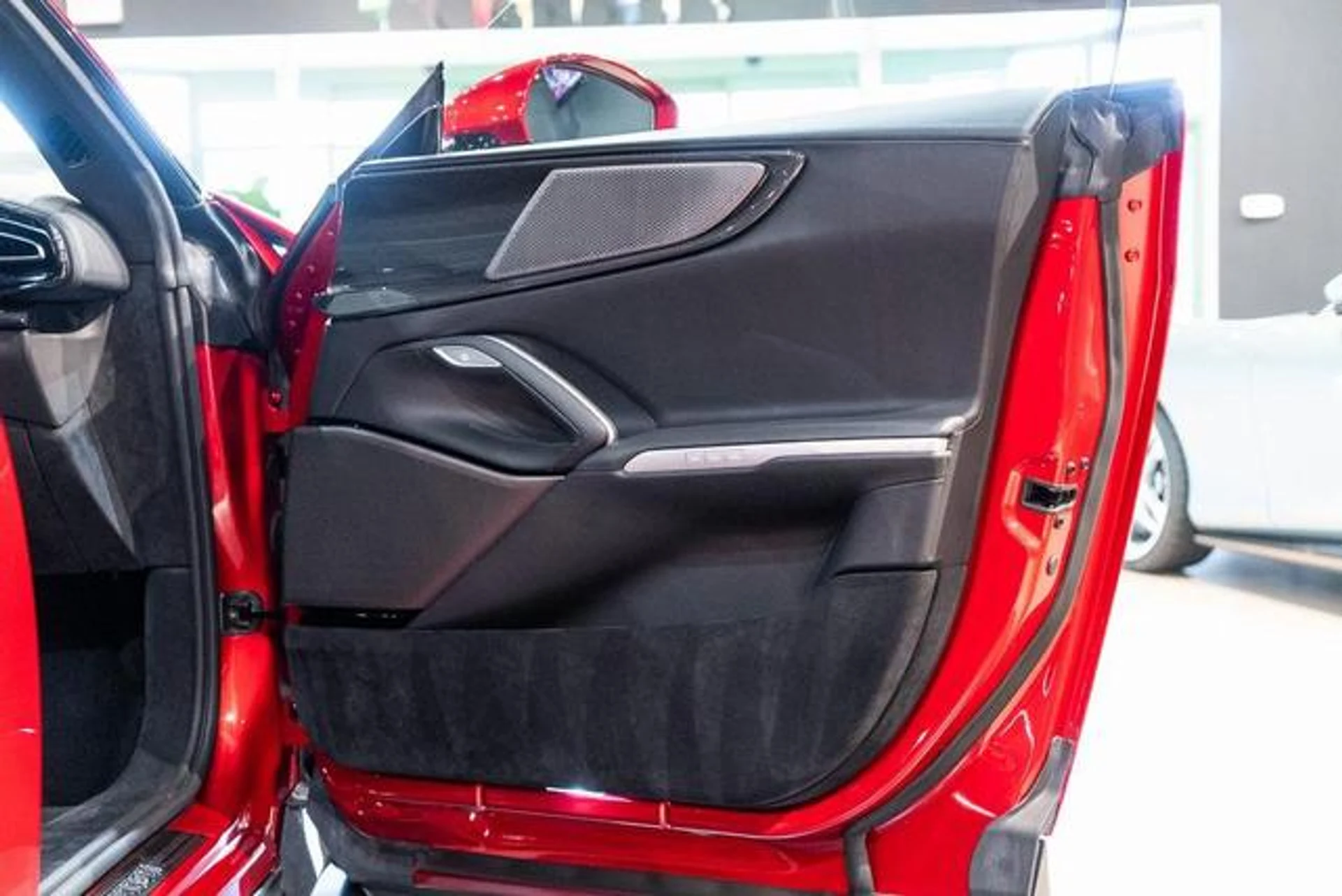 mph036_3391200676_R7r5_B8f8h_Mgi4c_O2j_Qw_Wq_ZS_1_LB_8_effc6ff8a7