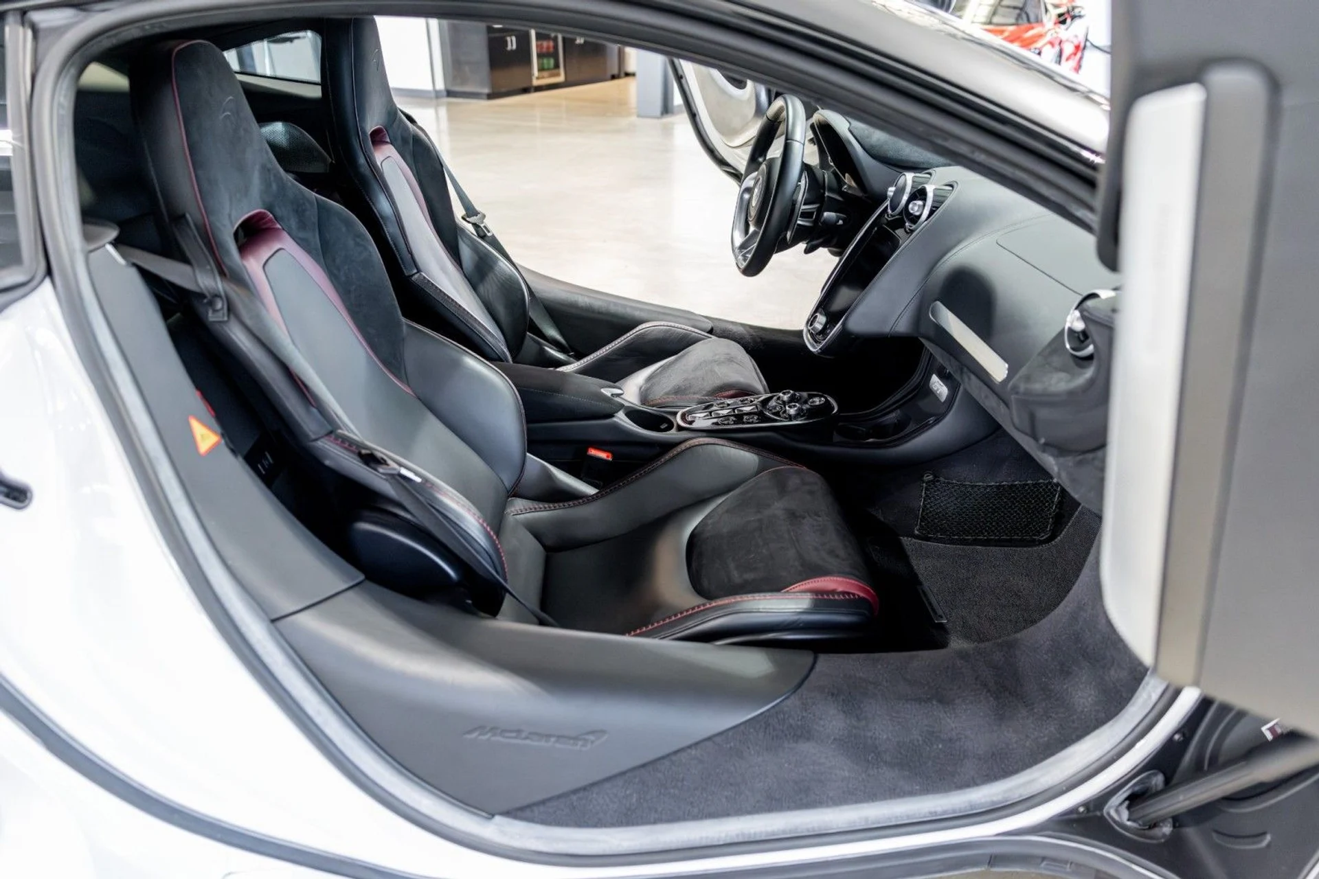 mph036_3393442410_Hg_b3f5788f75