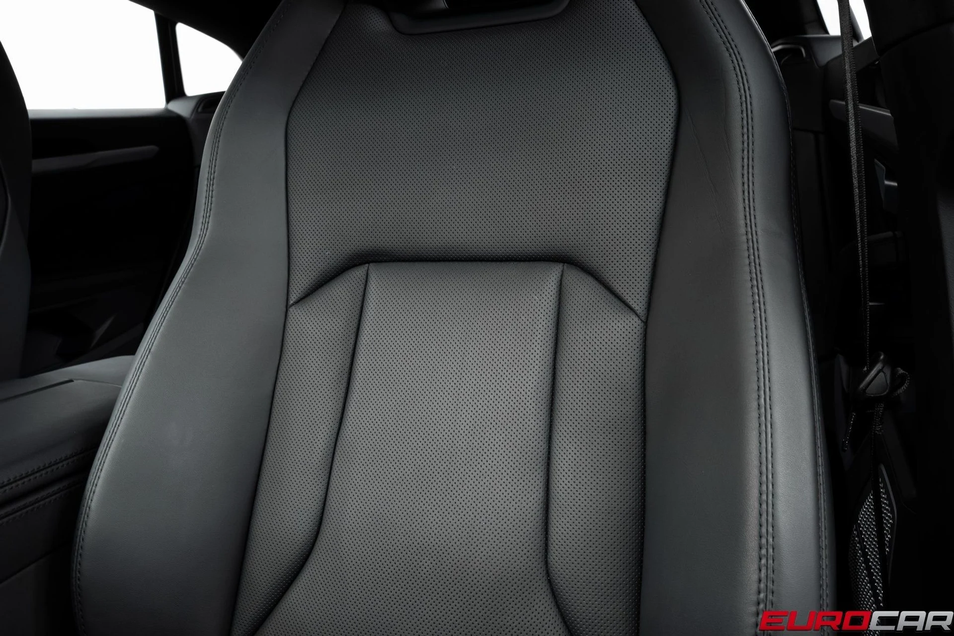 mph036_3396725367_image_37_d0075d4a6c