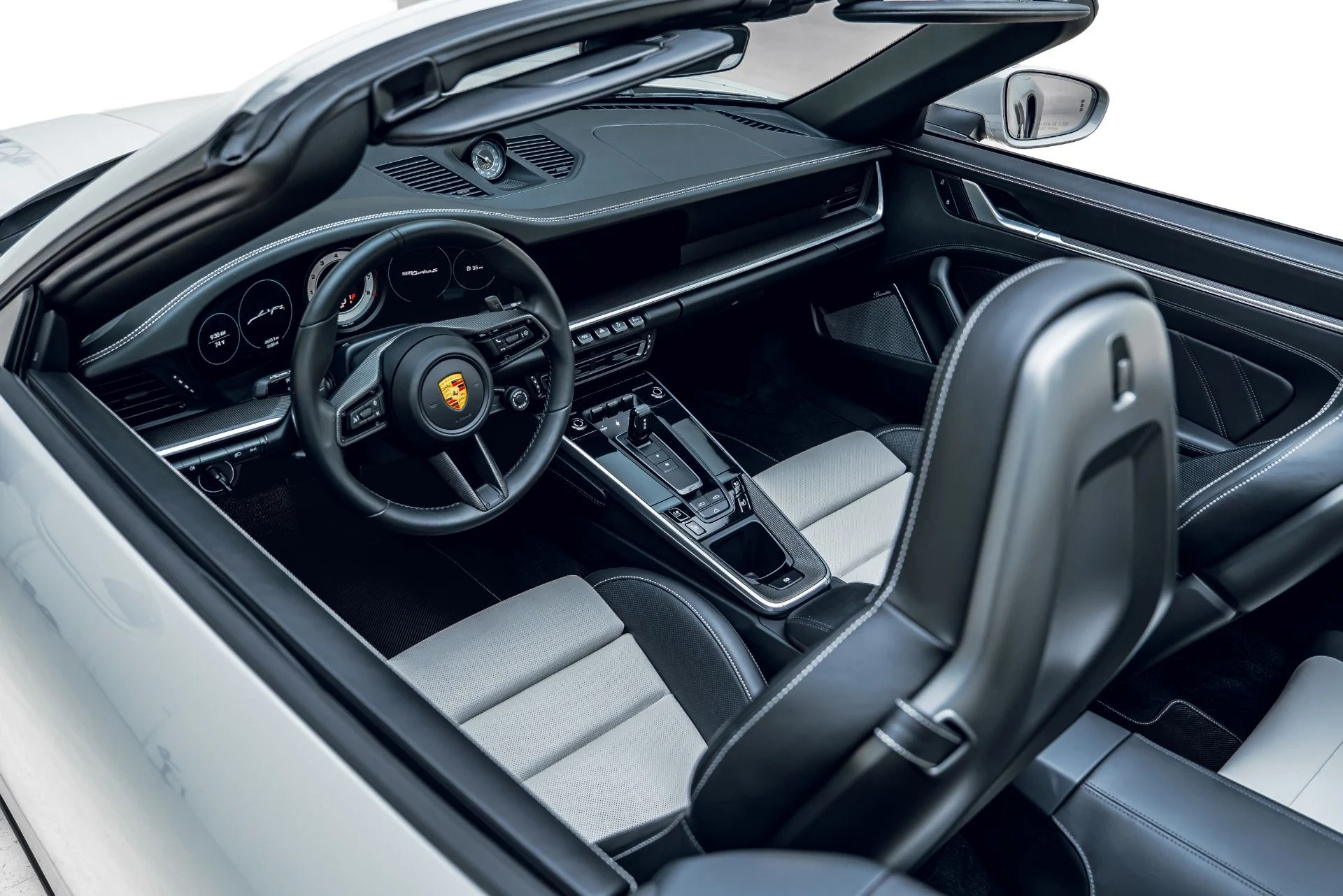 mph036_3400193415_Used_2022_Porsche_911_Turbo_S_Cabriolet_1782847664_3dbdeb172e