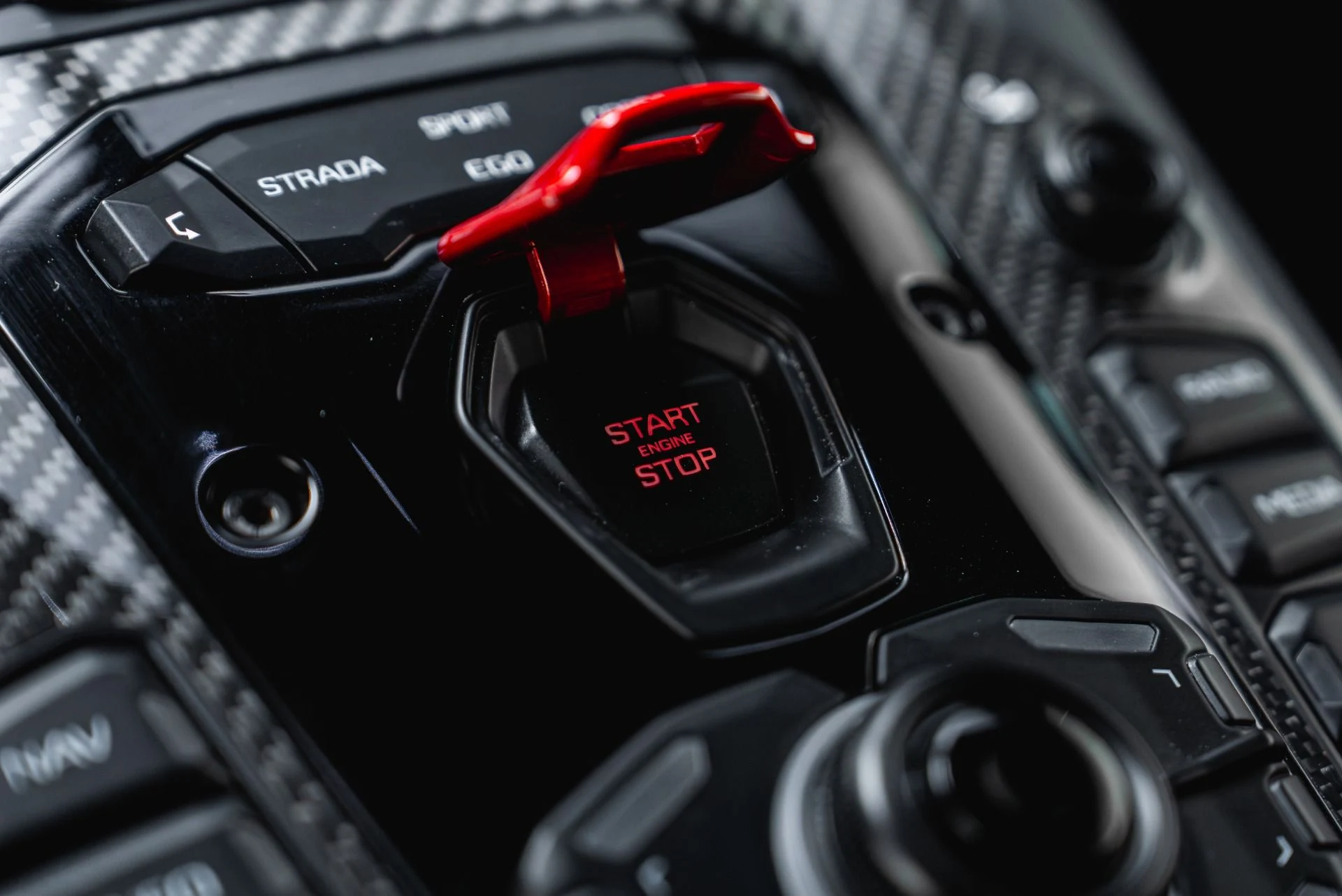 mph036_340203497_Used_2020_Lamborghini_Aventador_LP_770_4_SVJ_1780965712_d2ece7b980
