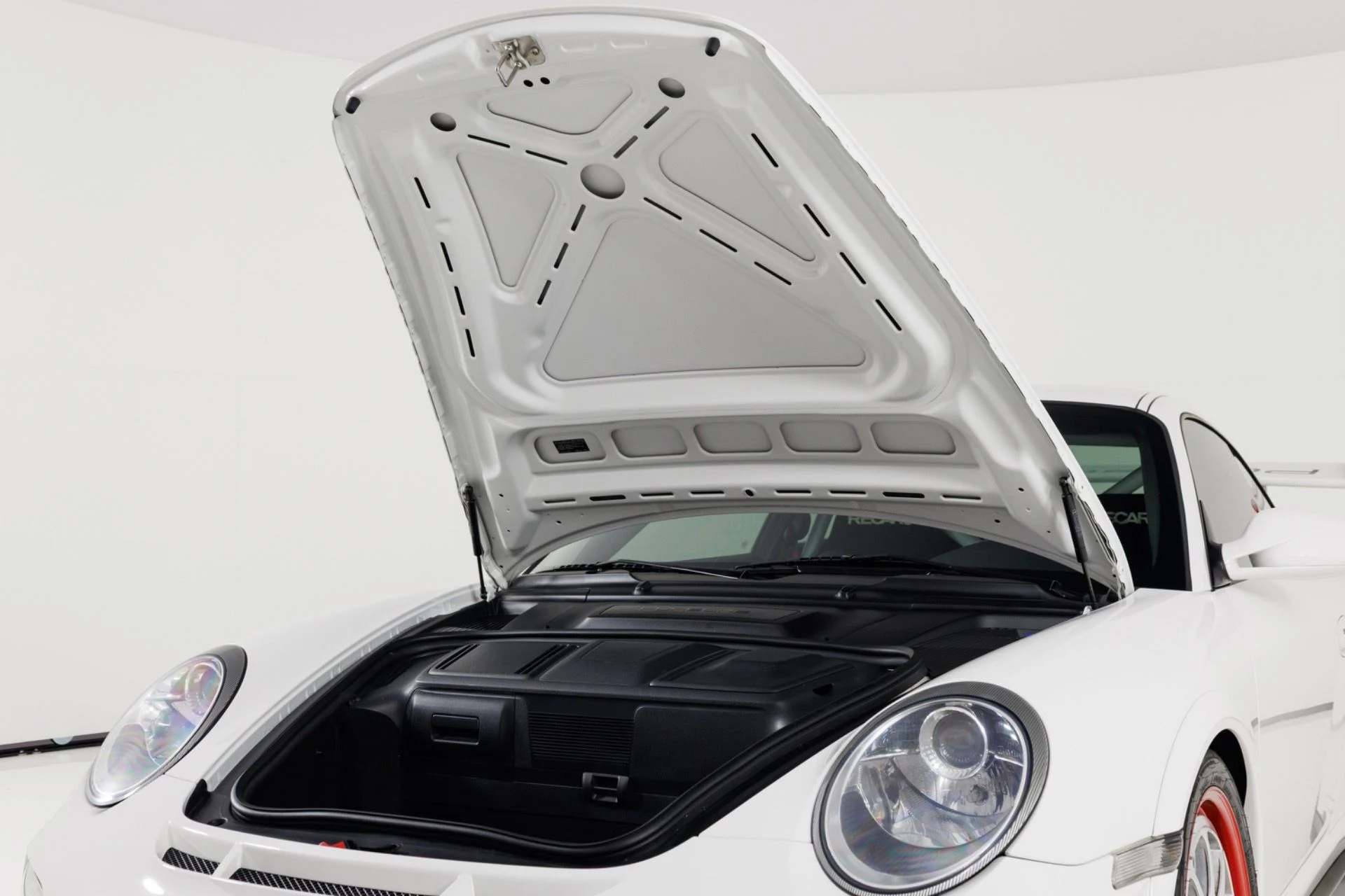 mph036_340369091_Used_2011_Porsche_911_GT_3_RS_1784218533_52f40149ad