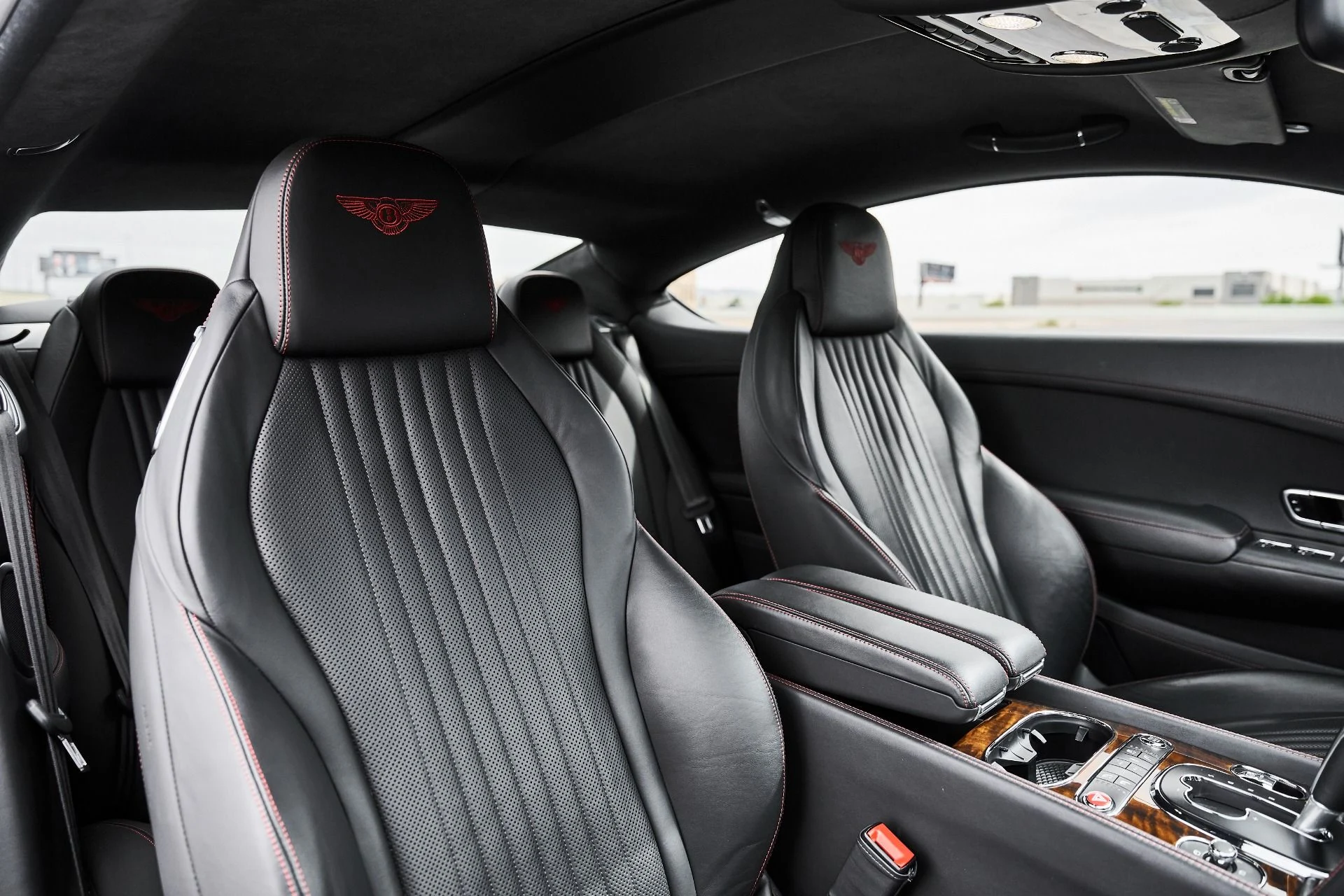 mph036_3412724010_Used_2016_Bentley_Continental_GT_V8_1775005795_5581b231bb