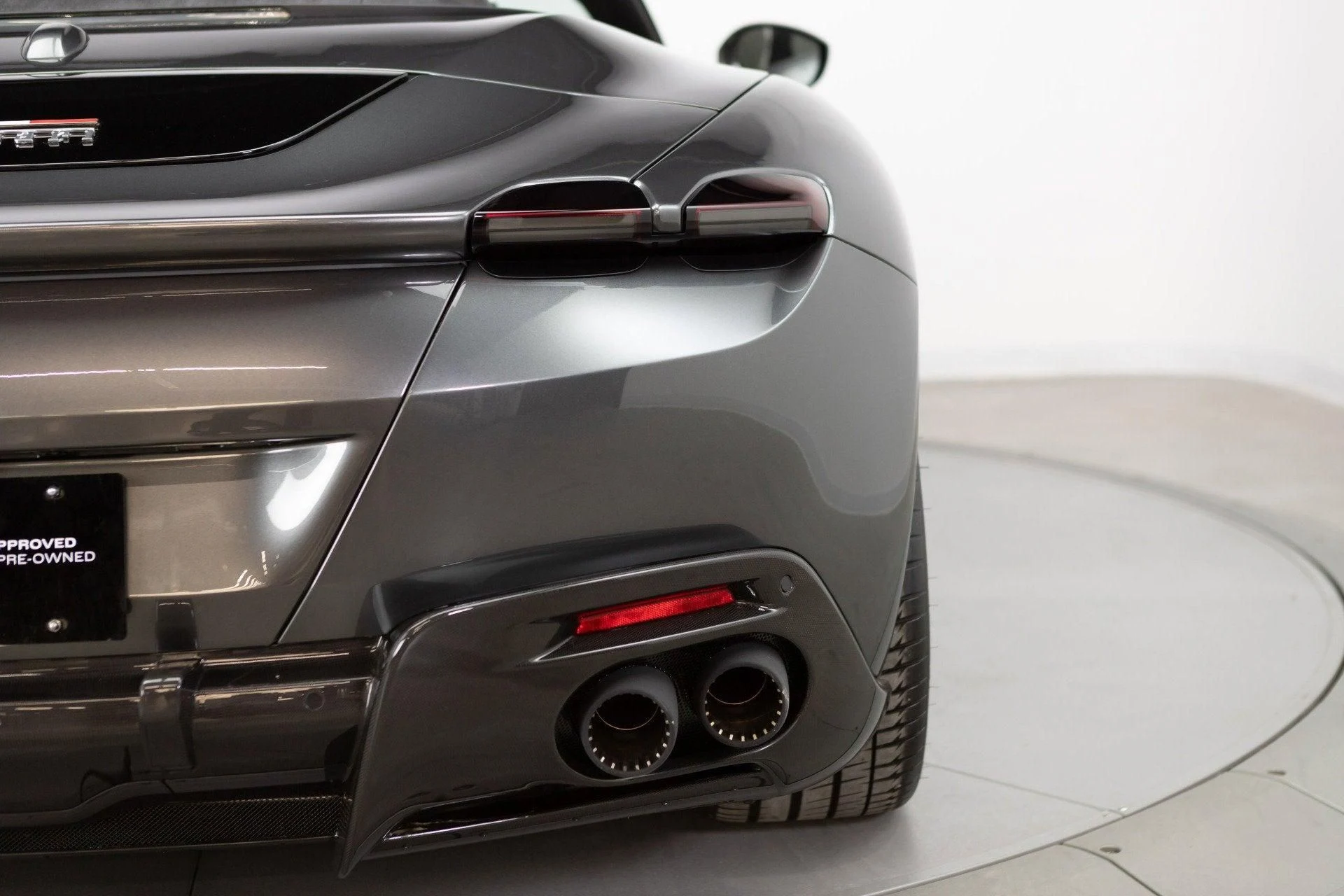 mph036_3425317224_Used_2024_Ferrari_Roma_Spider_1777367372_3b943e73ae