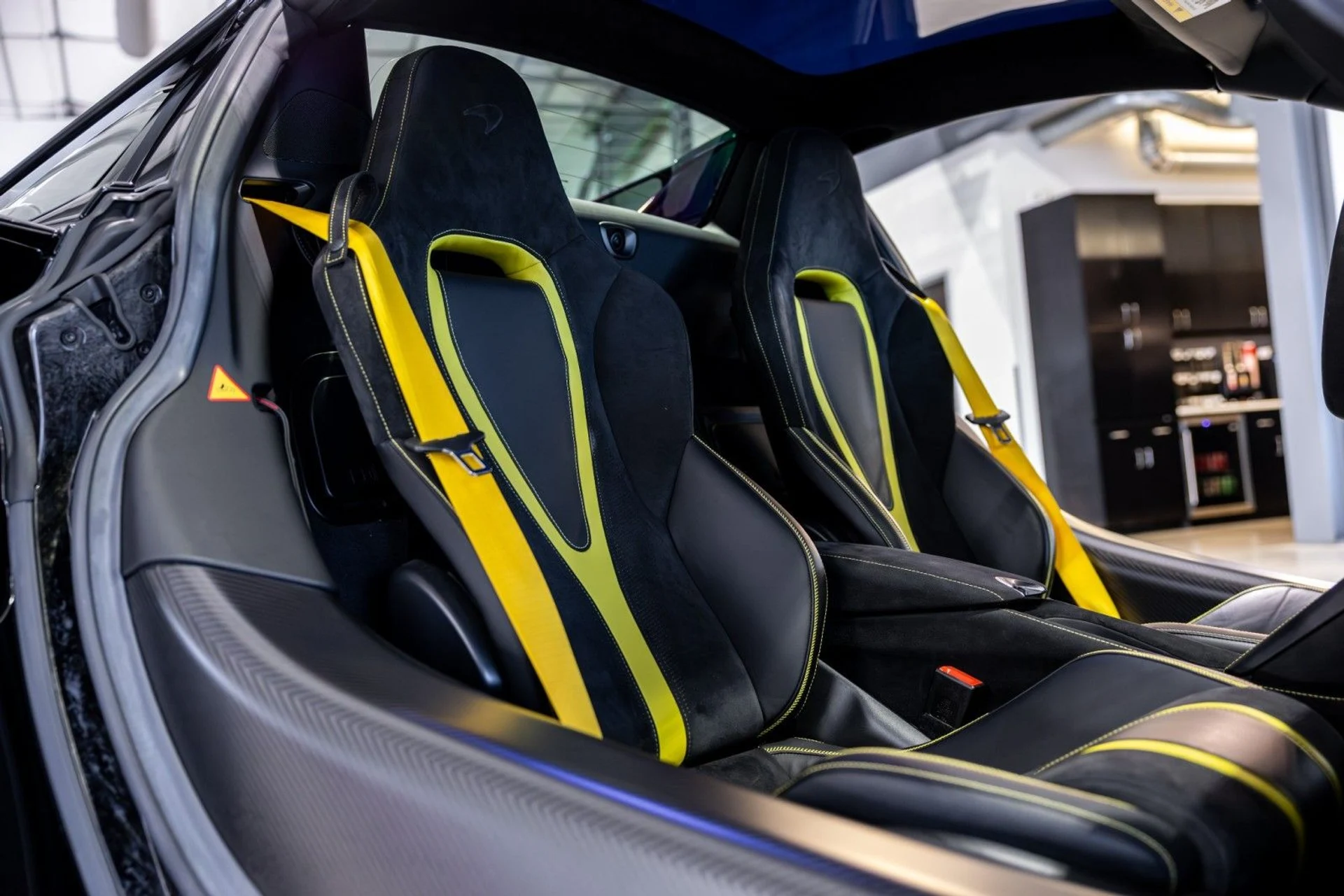 mph036_3425441264_5_Q_321cc93b61