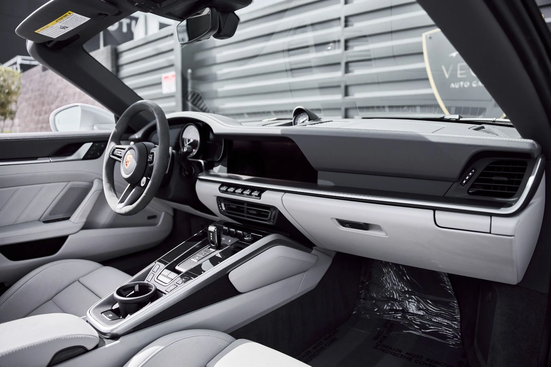 mph036_3434296054_Used_2025_Porsche_911_Turbo_S_1772157282_cd301c02e7