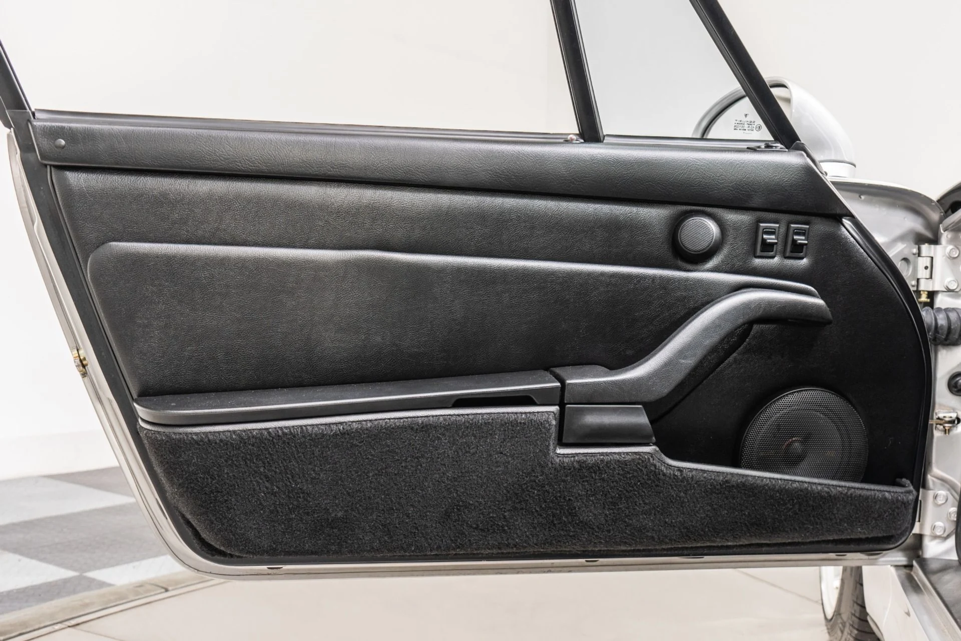 mph036_3435765472_Used_1997_Porsche_911_Carrera_4_S_Factory_Aerokit_6_Speed_Manual_1793293698_b641f91b14