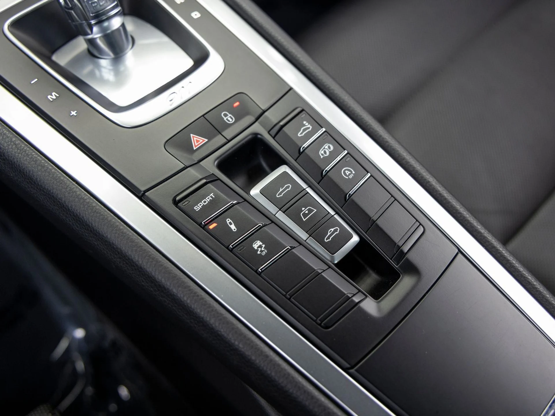 mph036_3435841679_37_505fbb67ef