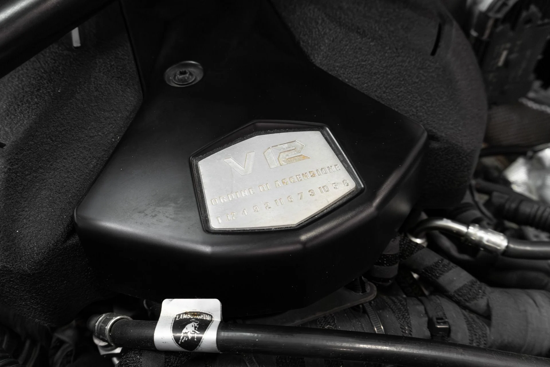 mph036_3437950416_Used_2015_Lamborghini_Aventador_LP_700_4_1770952947_178b24f121