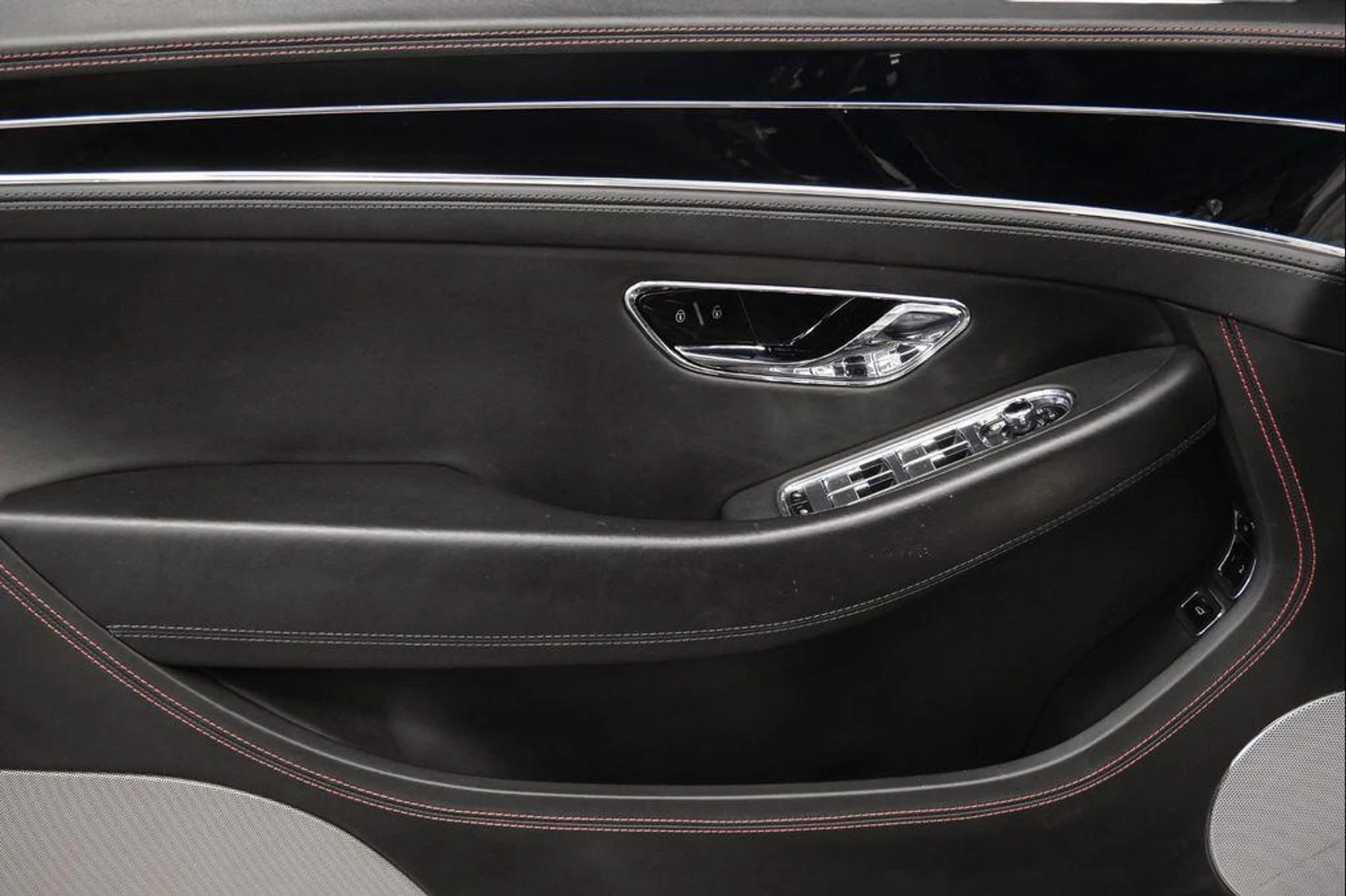 mph036_3448686393_LZE_8k_OB_6_Im7_IW_Gk_U_Opi8t_L_Zwdtg_5bd8b6881c