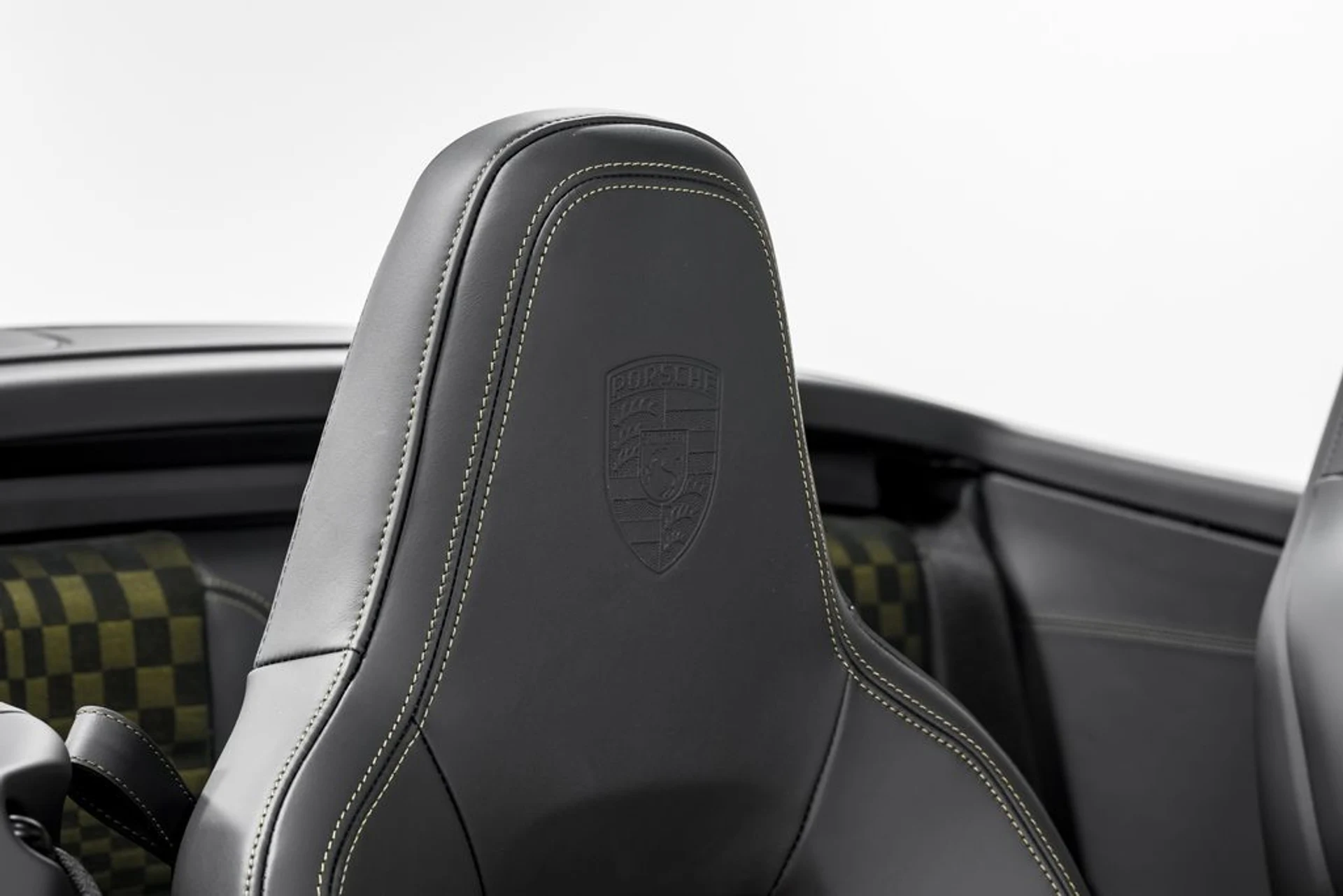 mph036_3453423804_4a66ebce56fba489d353255aa1a960a3x_d5057aa237