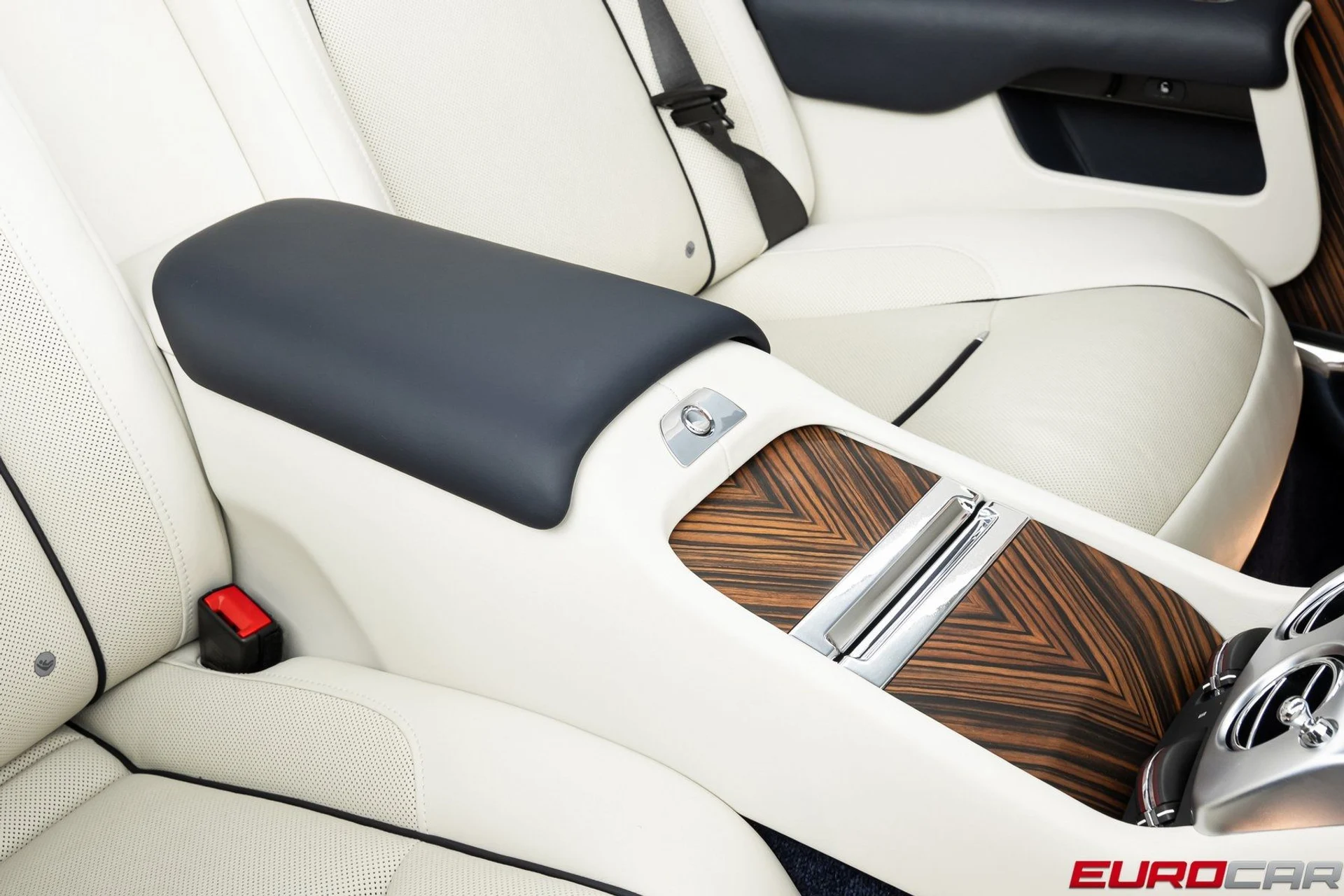 mph036_3470562067_image_37_0b0ea0a78a